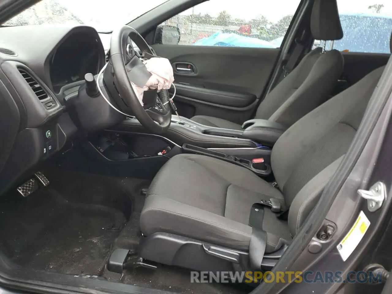 7 fotografías del automóvil dañado 3CZRU6H11NM746158 HONDA HR-V 2022