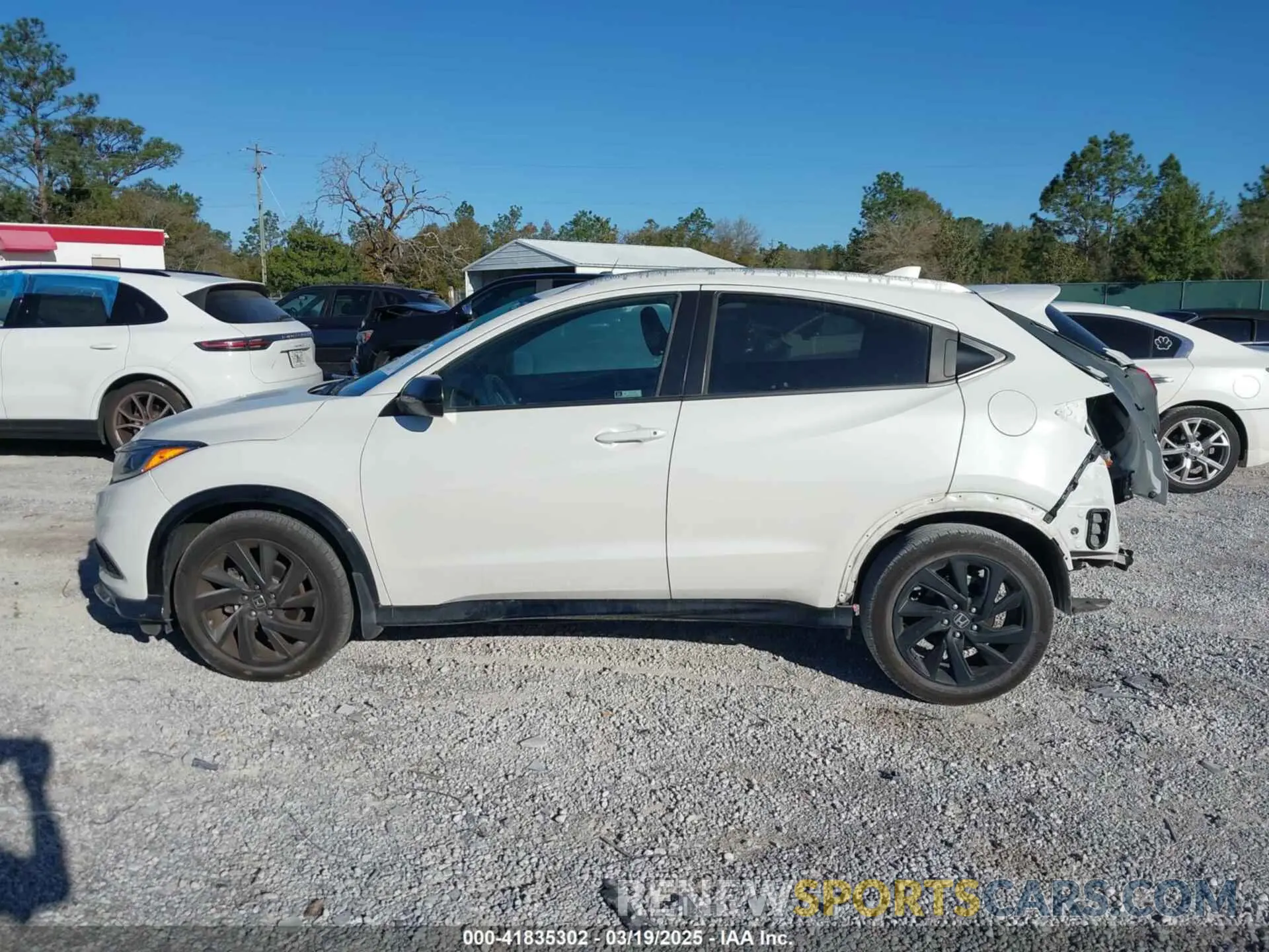 15 fotografías del automóvil dañado 3CZRU6H13NM753175 HONDA HR-V 2022