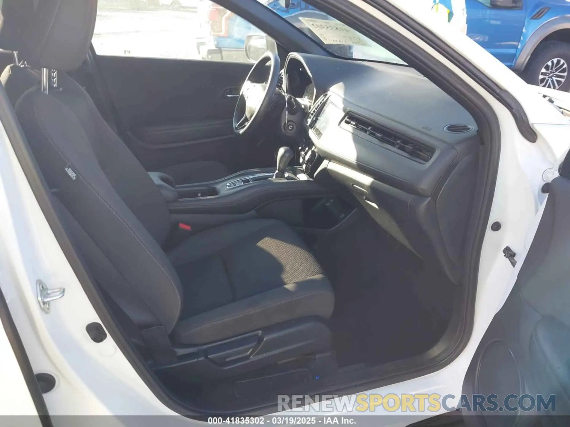 5 fotografías del automóvil dañado 3CZRU6H13NM753175 HONDA HR-V 2022
