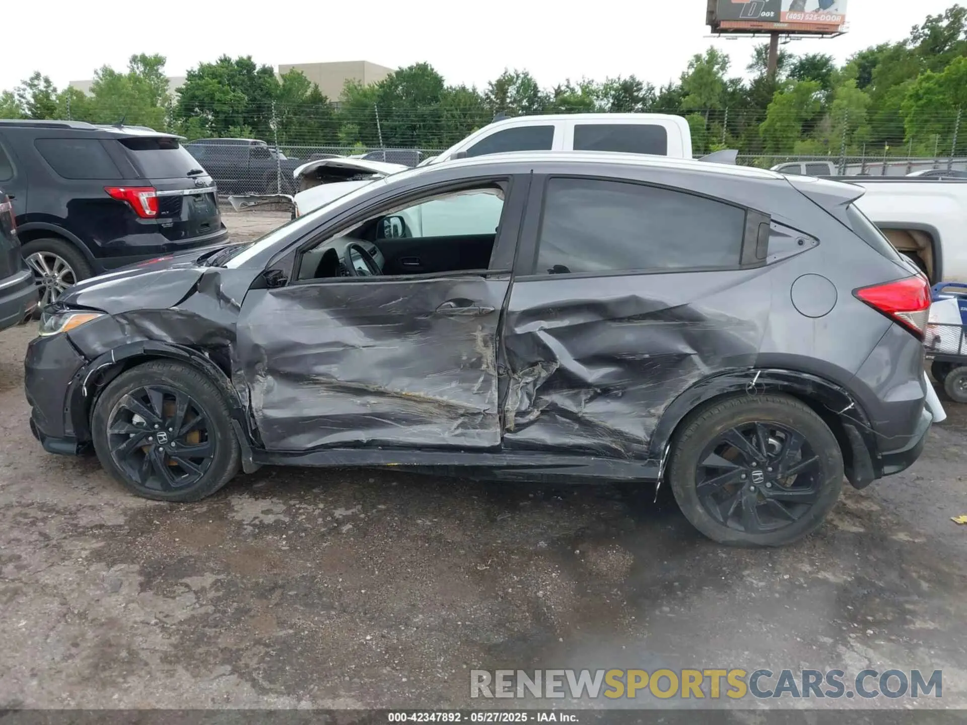 14 fotografías del automóvil dañado 3CZRU6H14NM711596 HONDA HR-V 2022