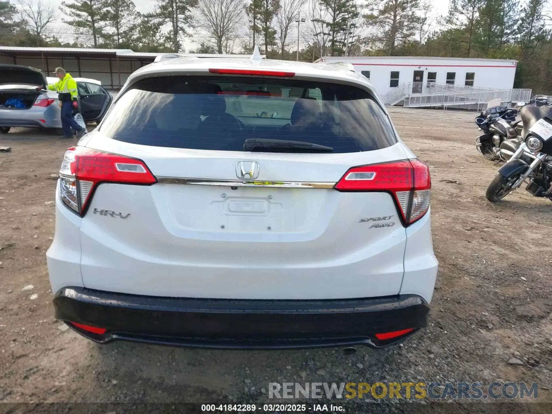 16 fotografías del automóvil dañado 3CZRU6H16NM708702 HONDA HR-V 2022