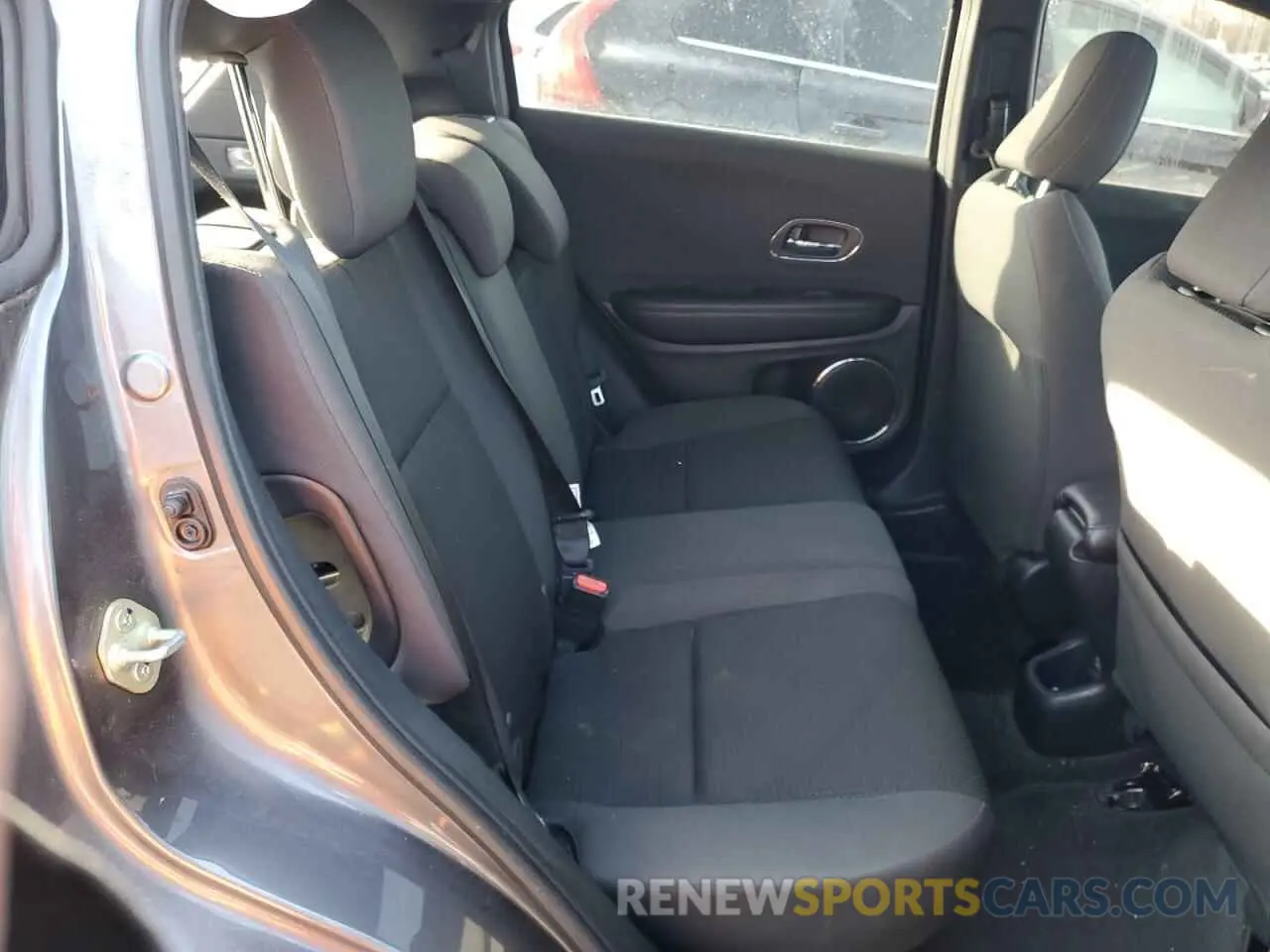 11 fotografías del automóvil dañado 3CZRU6H26NM105676 HONDA HR-V 2022