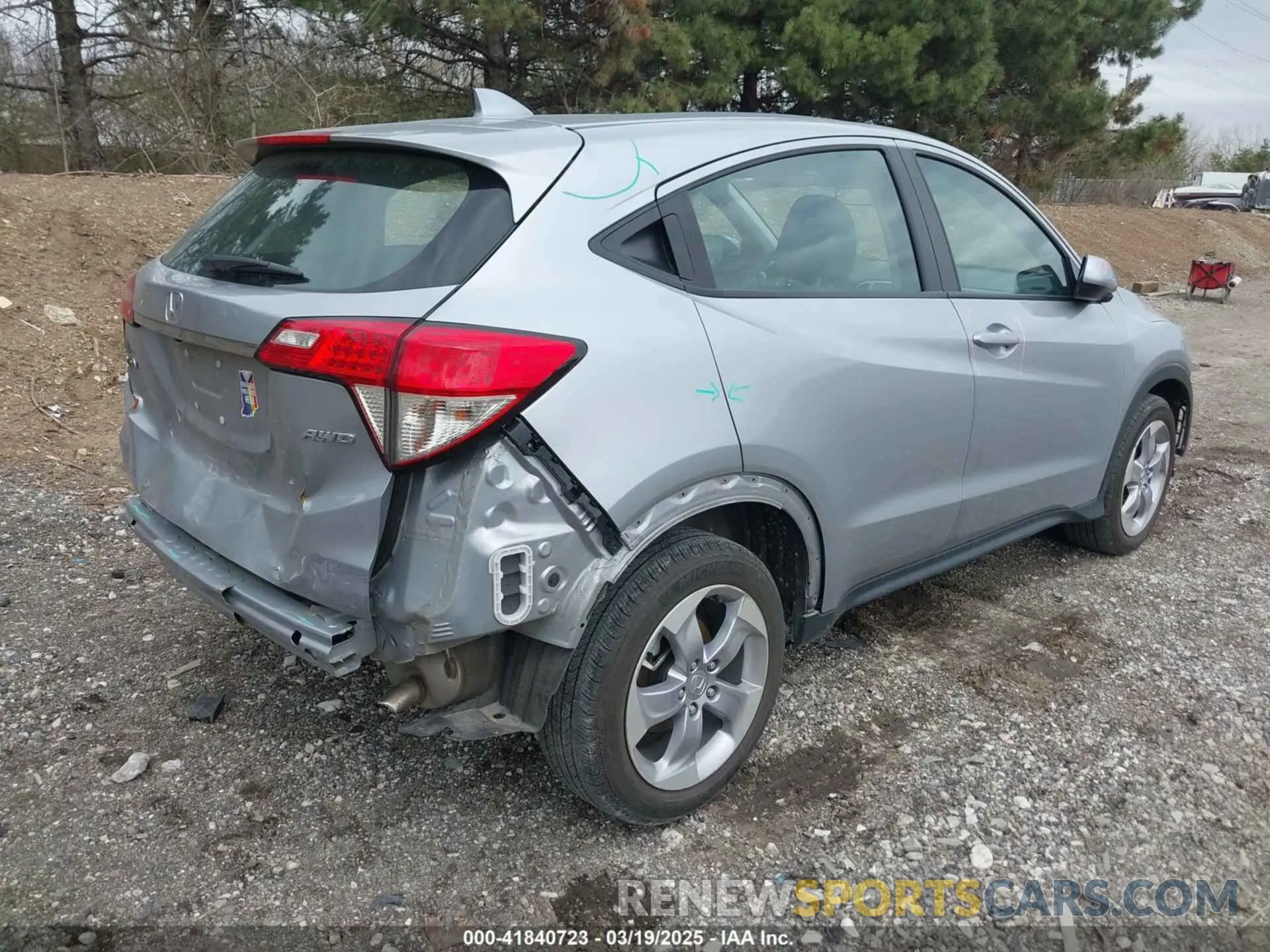4 fotografías del automóvil dañado 3CZRU6H31NM701089 HONDA HR-V 2022