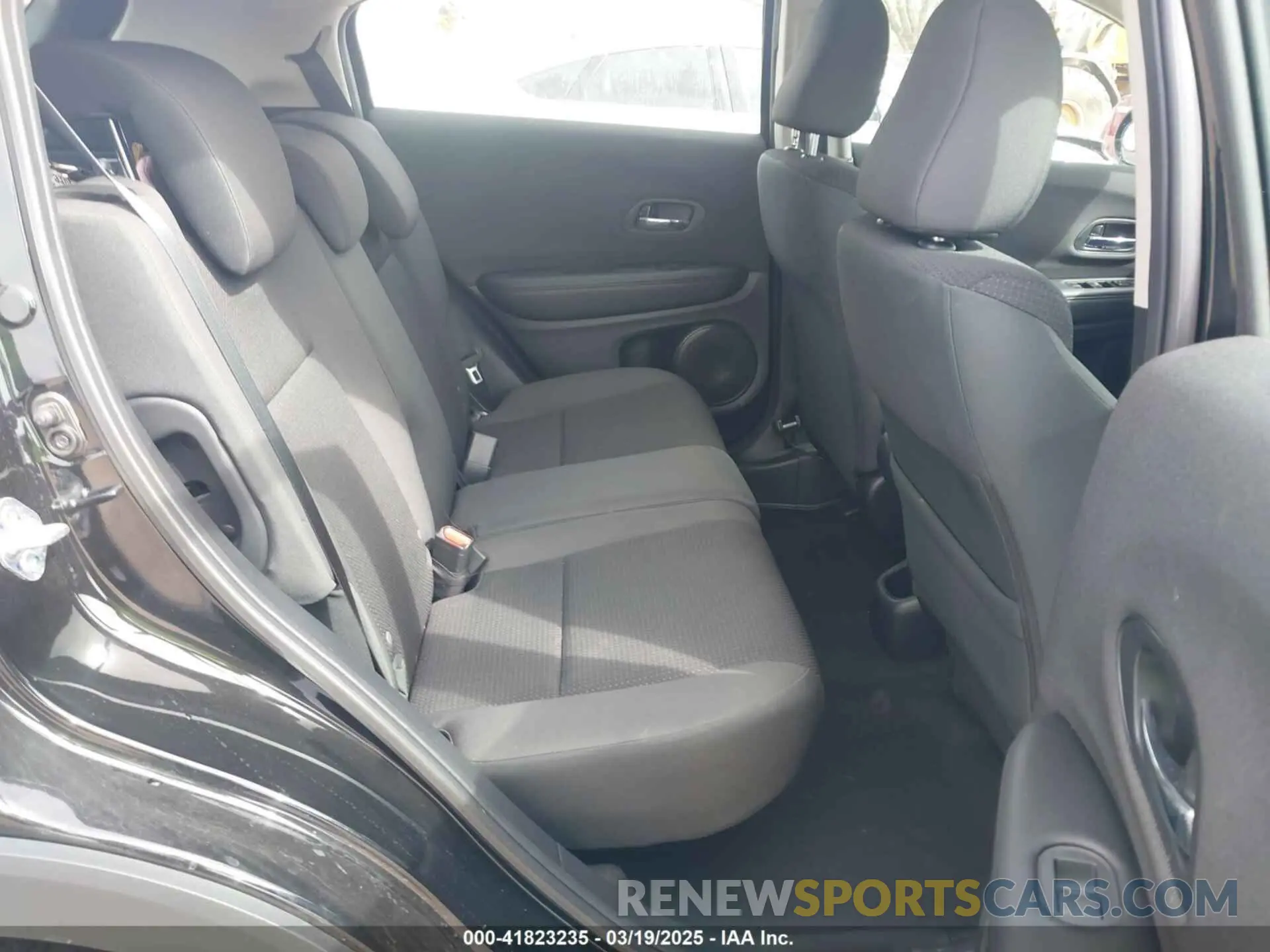 8 fotografías del automóvil dañado 3CZRU6H31NM708527 HONDA HR-V 2022