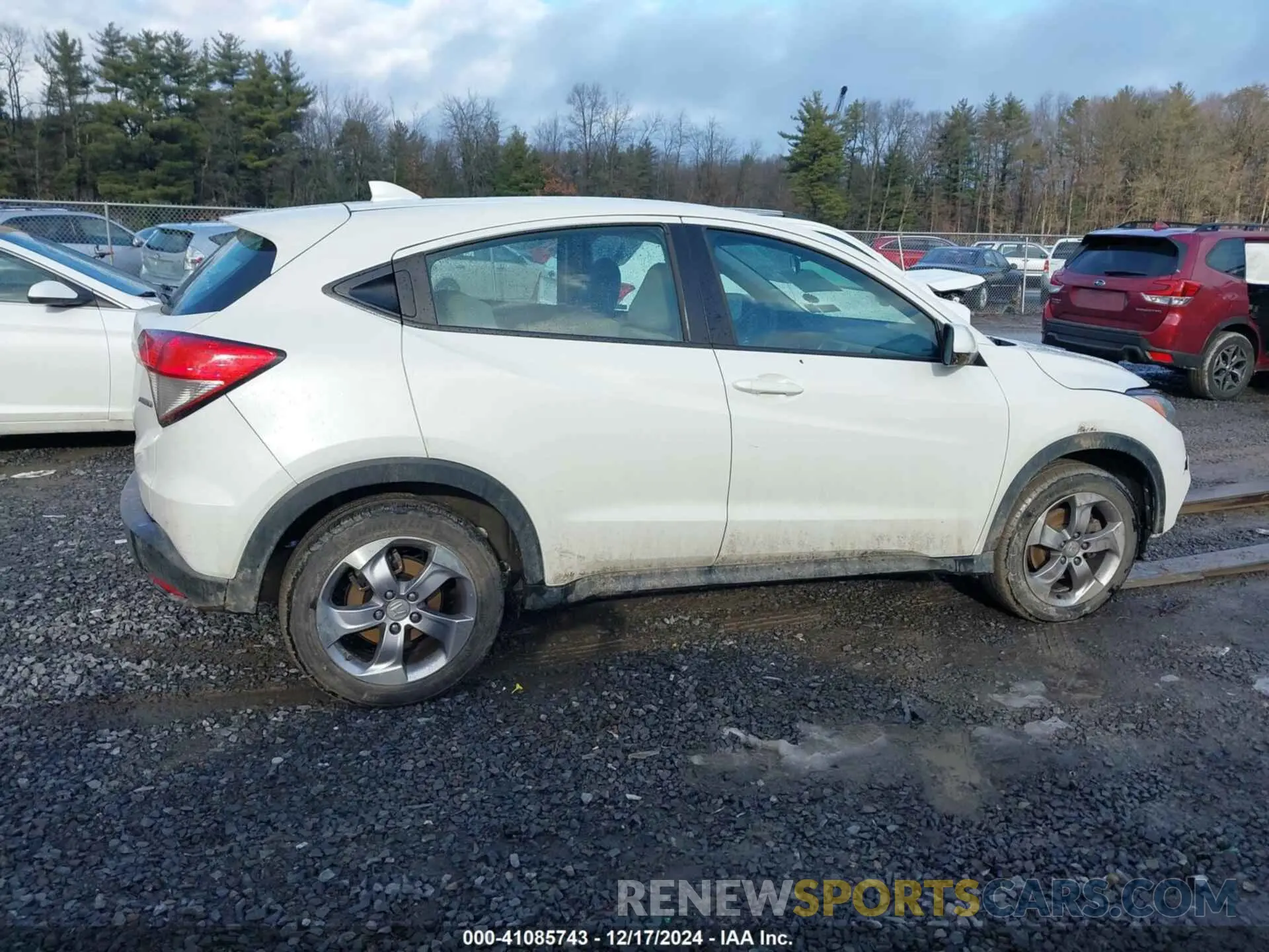 13 fotografías del automóvil dañado 3CZRU6H32NM717446 HONDA HR-V 2022