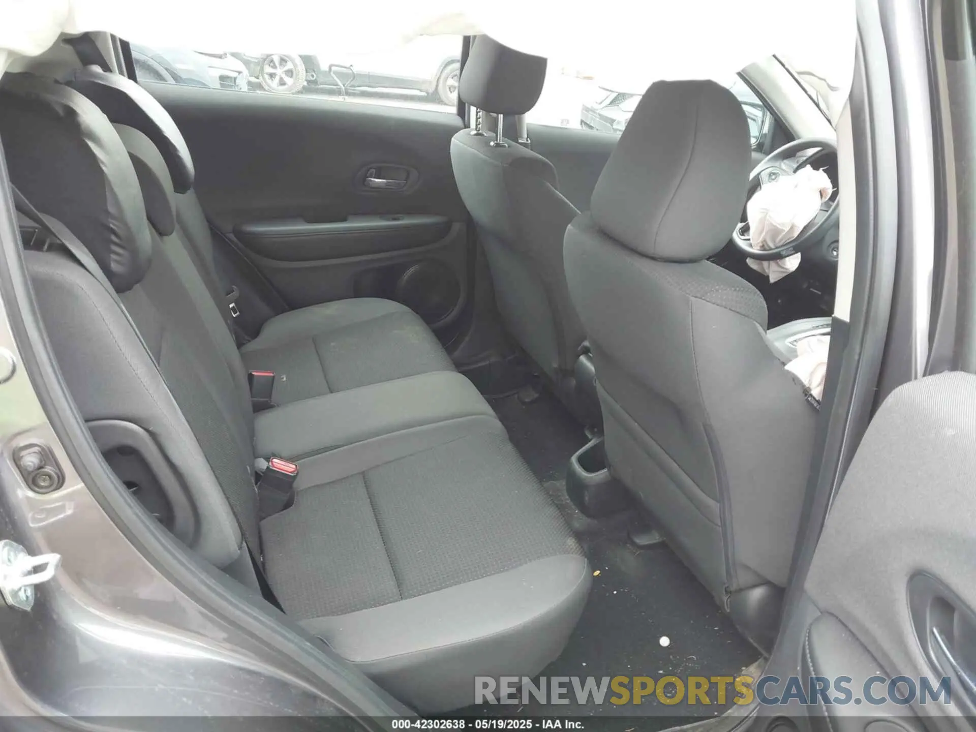 8 fotografías del automóvil dañado 3CZRU6H32NM733338 HONDA HR-V 2022