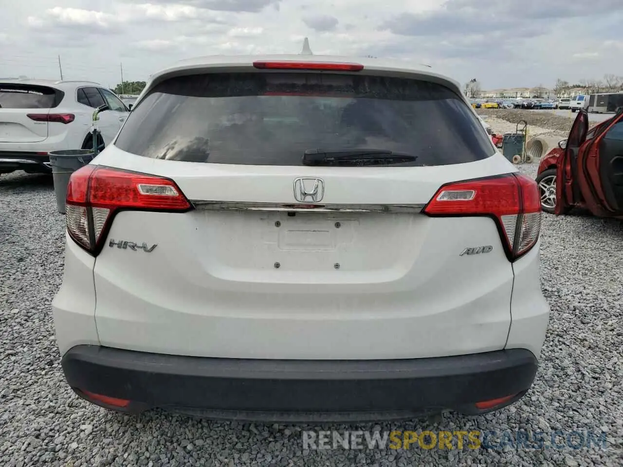 6 fotografías del automóvil dañado 3CZRU6H33NM718802 HONDA HR-V 2022