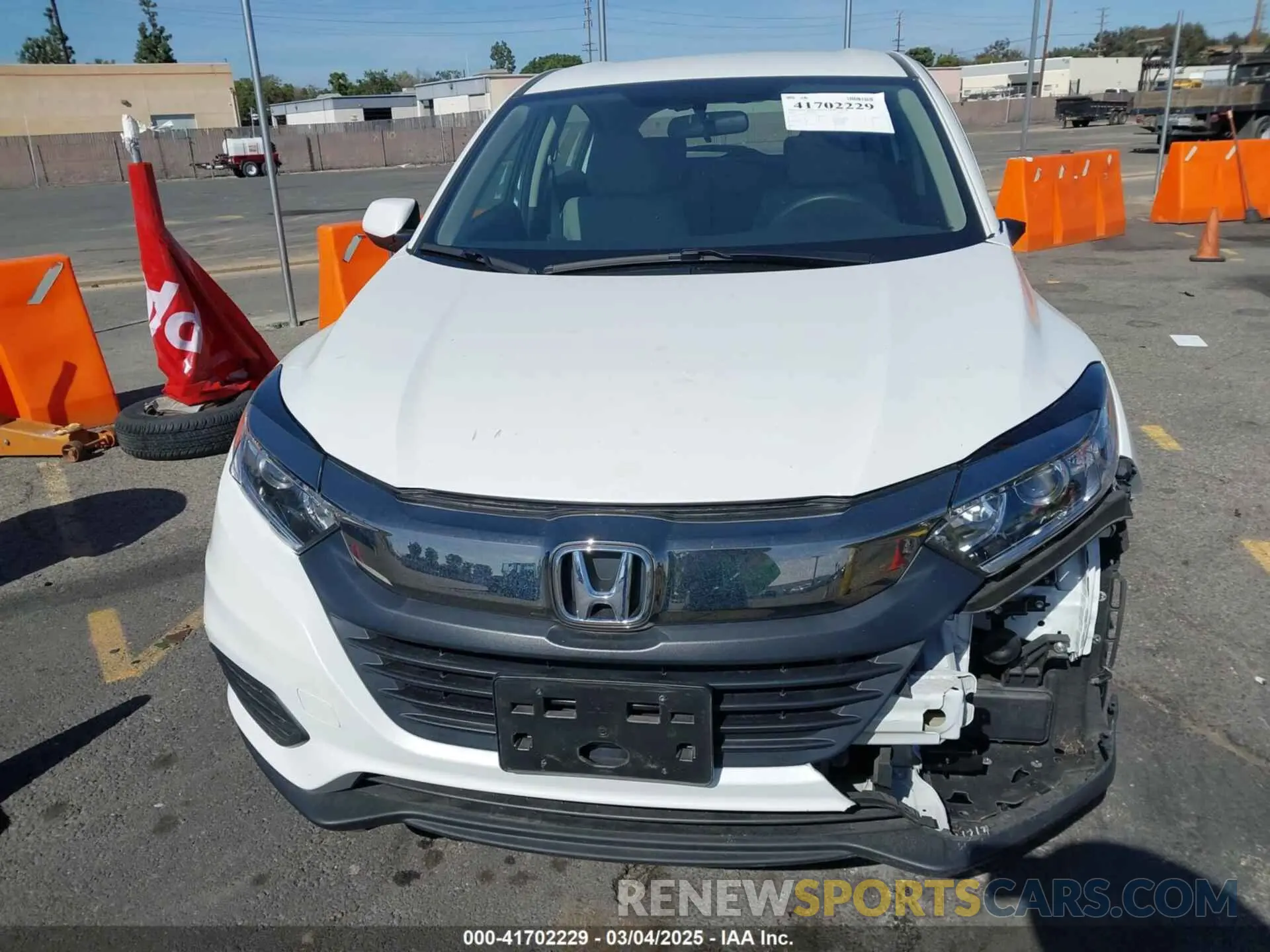 12 fotografías del automóvil dañado 3CZRU6H34NM768950 HONDA HR-V 2022