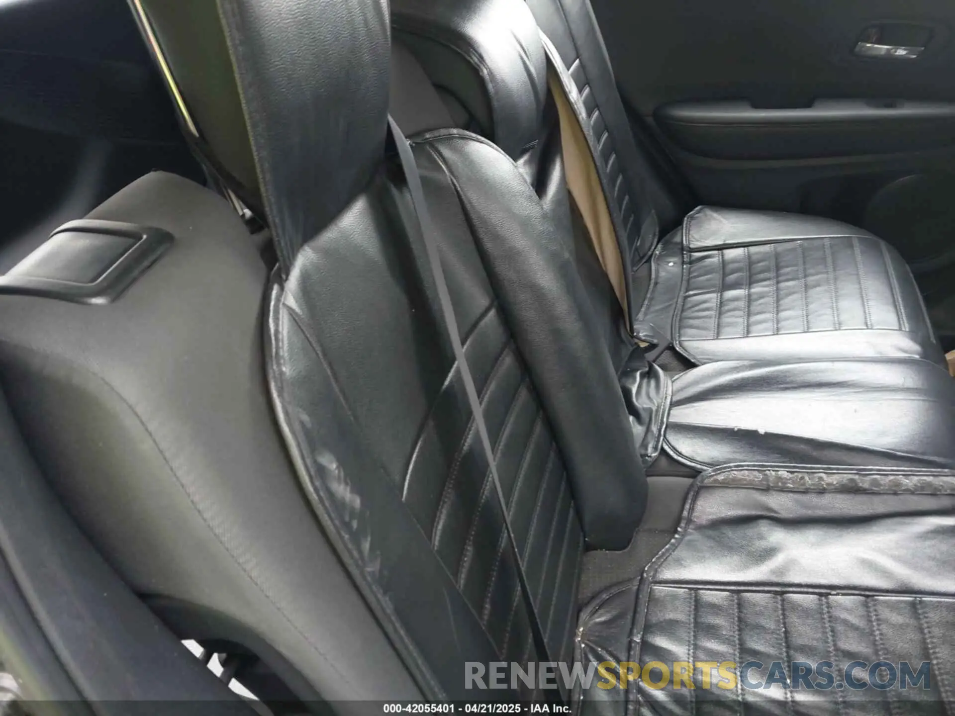 8 fotografías del automóvil dañado 3CZRU6H36NM725968 HONDA HR-V 2022