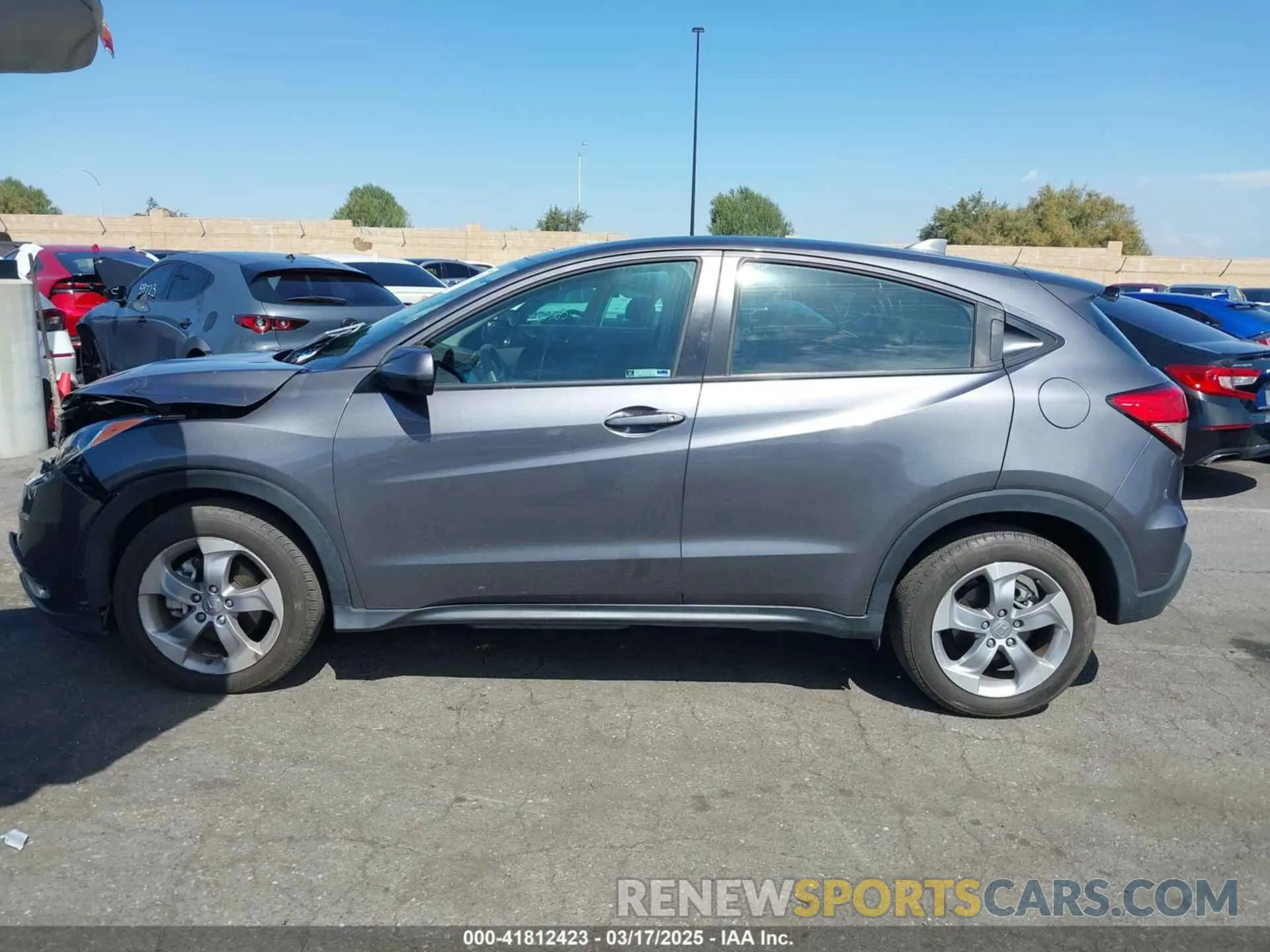 14 fotografías del automóvil dañado 3CZRU6H36NM744939 HONDA HR-V 2022