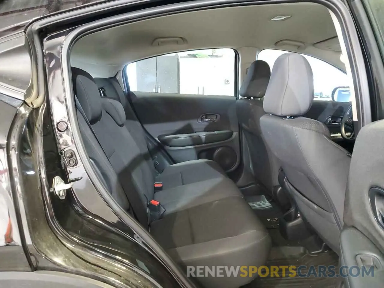 11 fotografías del automóvil dañado 3CZRU6H39NM724541 HONDA HR-V 2022