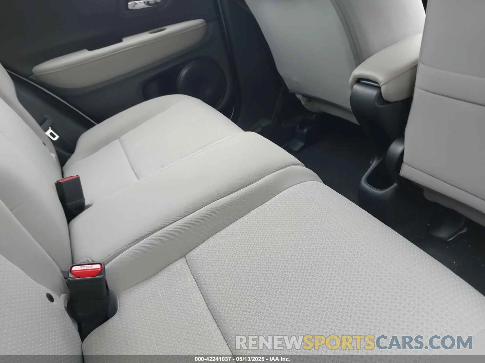 8 fotografías del automóvil dañado 3CZRU6H39NM762884 HONDA HR-V 2022