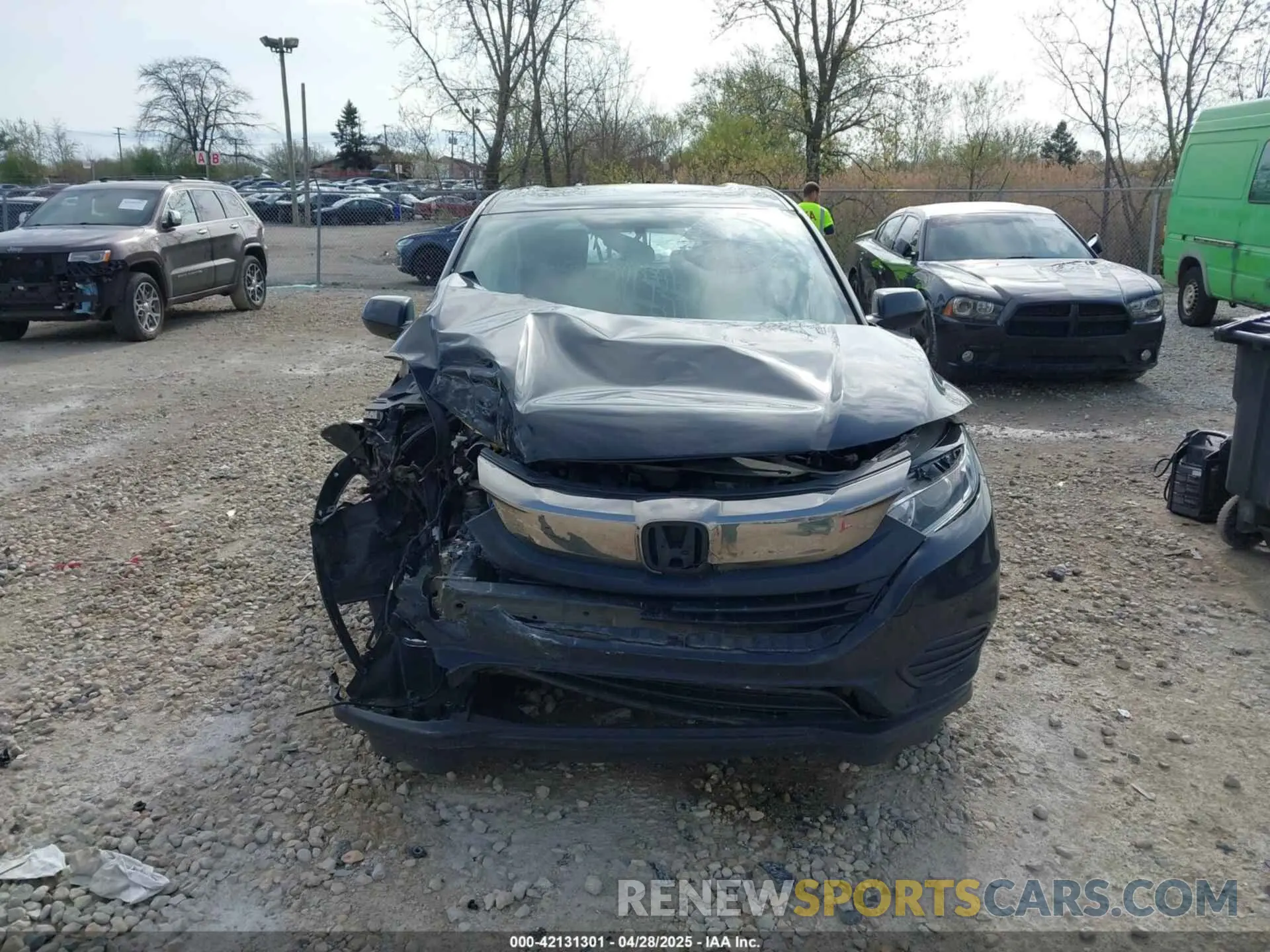 12 fotografías del automóvil dañado 3CZRU6H3XNM708767 HONDA HR-V 2022