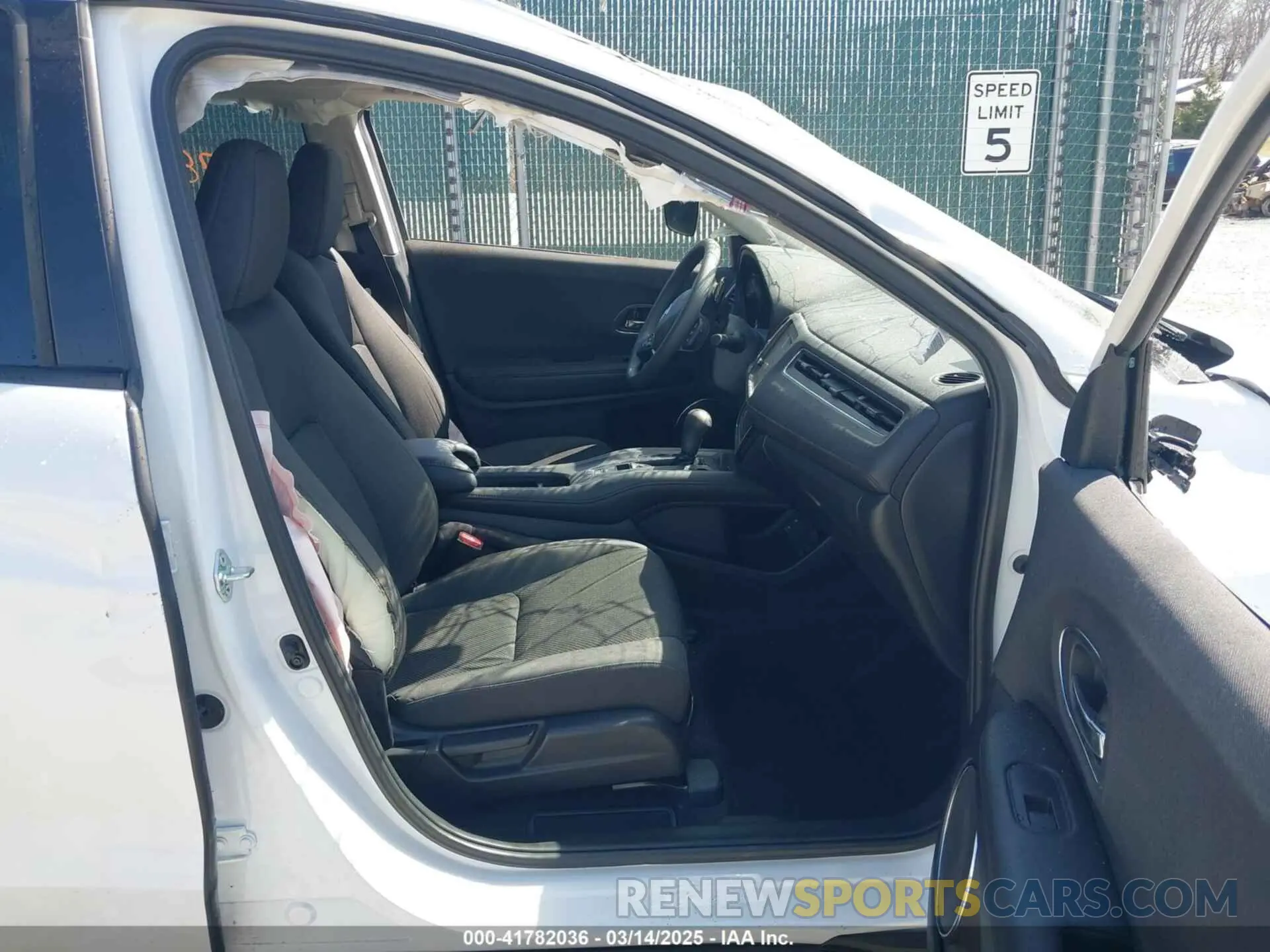 5 fotografías del automóvil dañado 3CZRU6H50NM756036 HONDA HR-V 2022