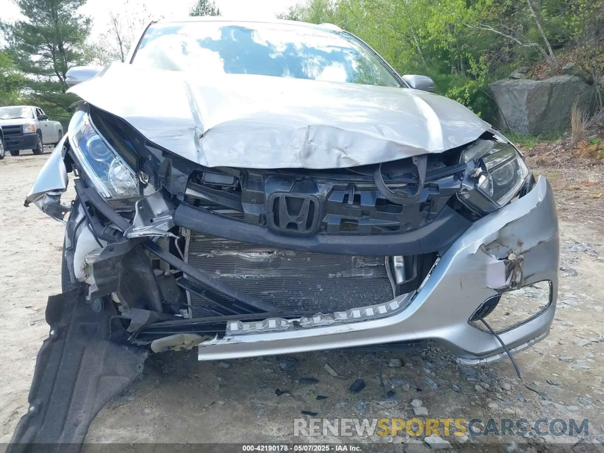 6 fotografías del automóvil dañado 3CZRU6H52NM758502 HONDA HR-V 2022