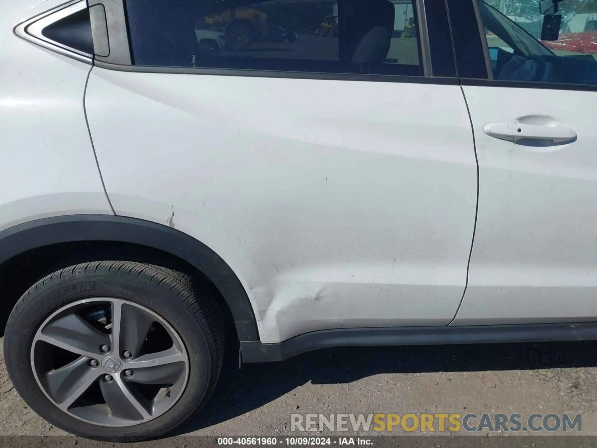 16 fotografías del automóvil dañado 3CZRU6H5XNM706180 HONDA HR-V 2022
