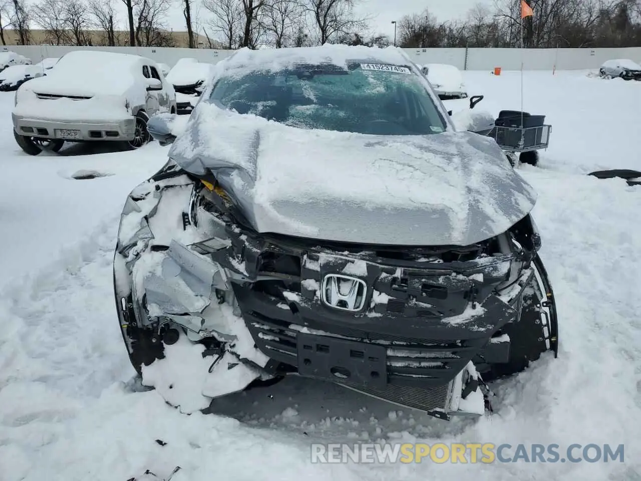 5 fotografías del automóvil dañado 3CZRU6H5XNM773362 HONDA HR-V 2022