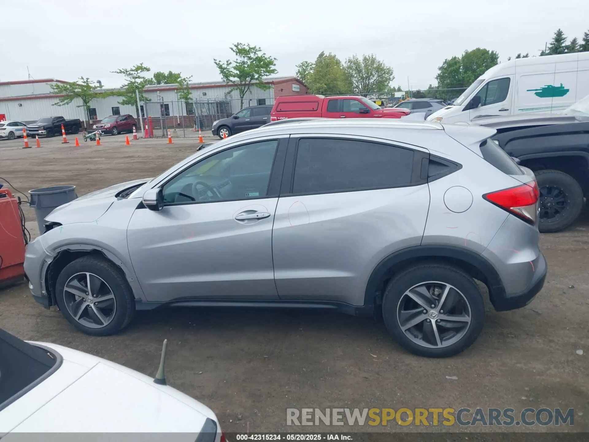 15 fotografías del automóvil dañado 3CZRU6H73NM747607 HONDA HR-V 2022