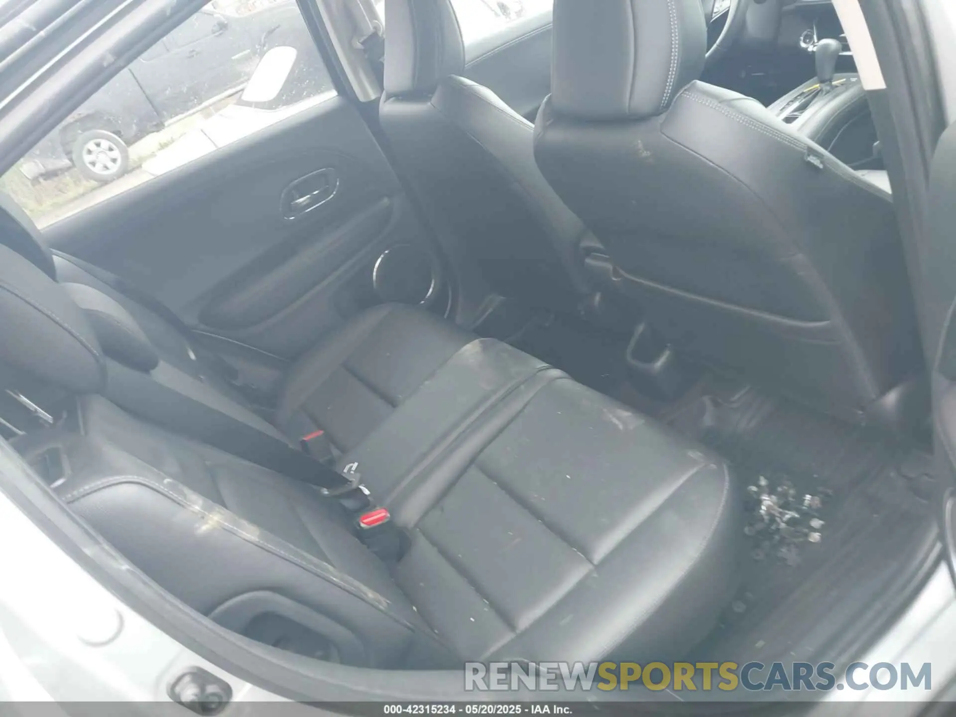 8 fotografías del automóvil dañado 3CZRU6H73NM747607 HONDA HR-V 2022