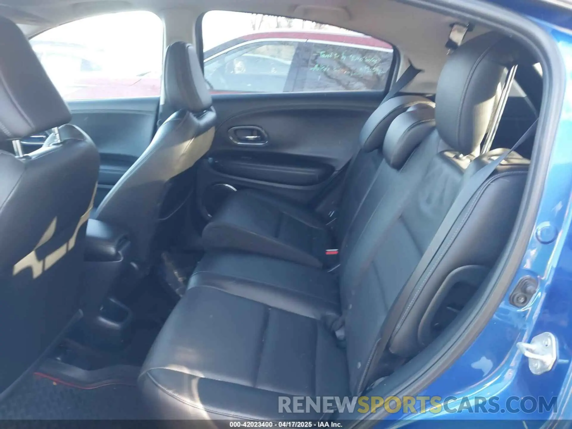 8 fotografías del automóvil dañado 3CZRU6H77NM727635 HONDA HR-V 2022
