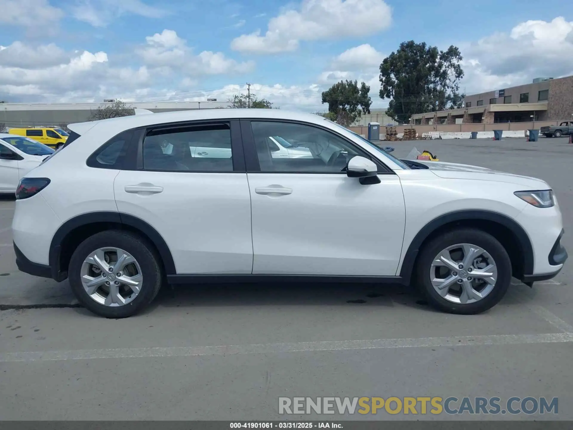13 fotografías del automóvil dañado 3CZRZ1H30PM737458 HONDA HR-V 2023