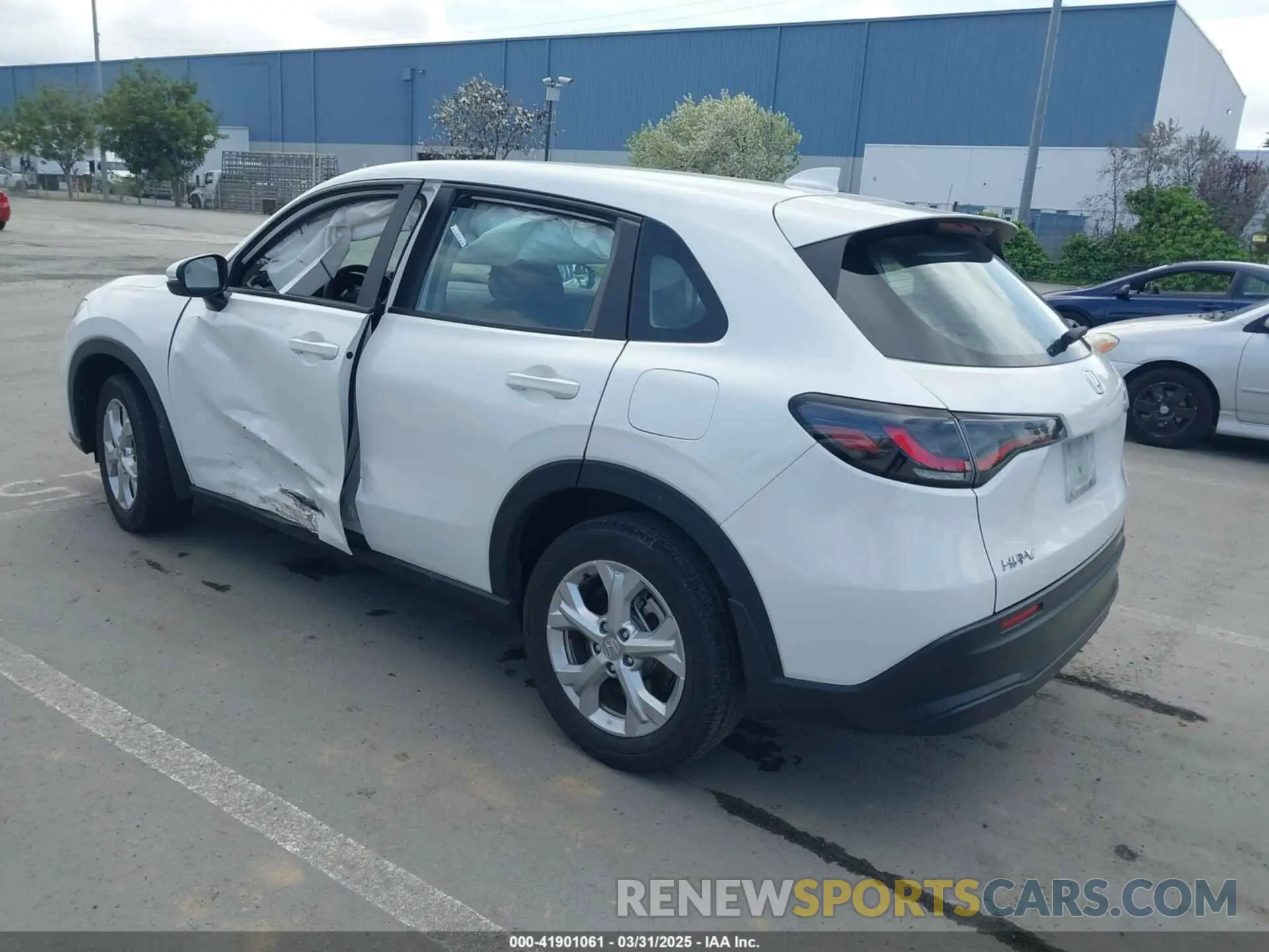3 fotografías del automóvil dañado 3CZRZ1H30PM737458 HONDA HR-V 2023