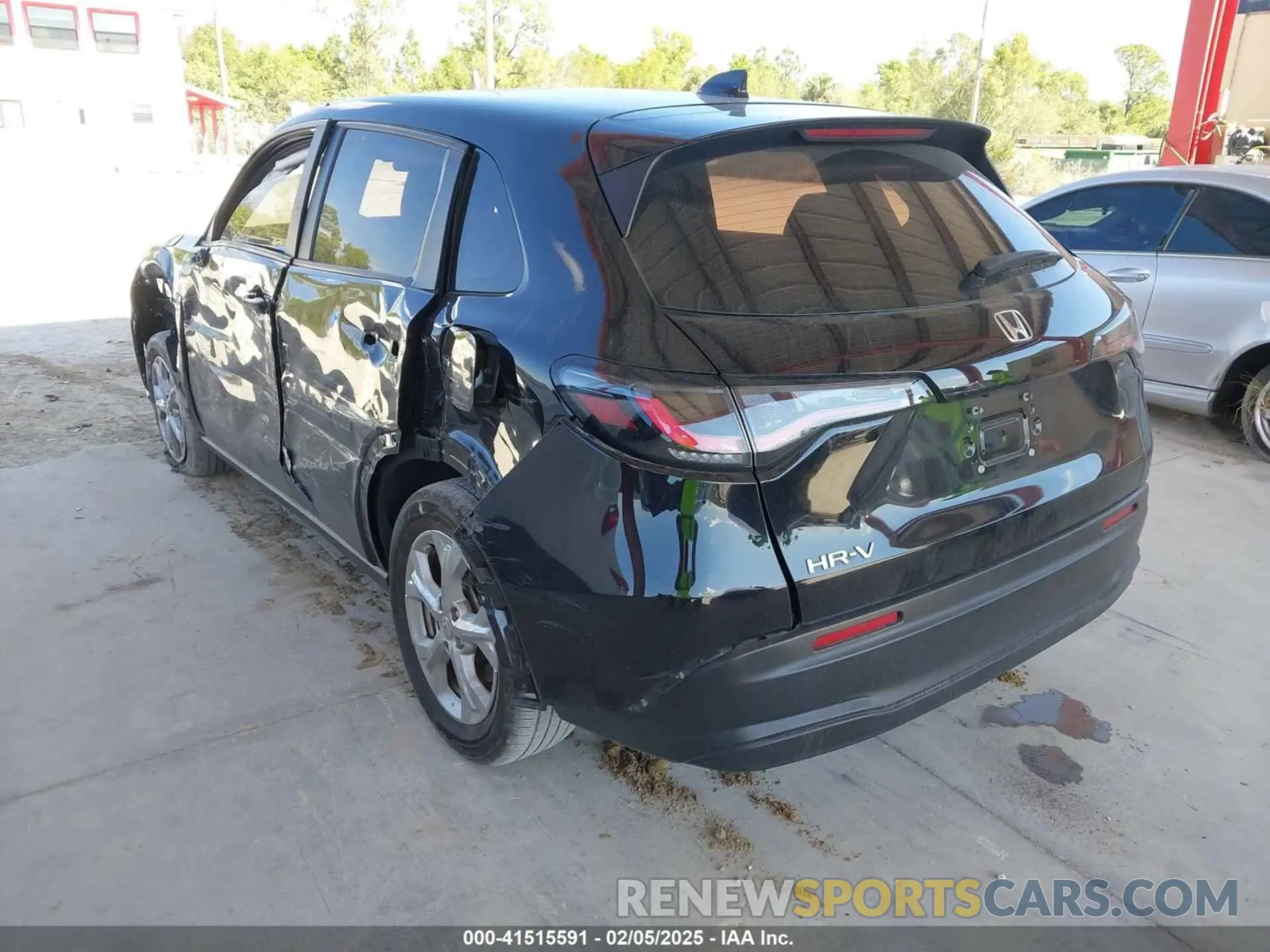 3 fotografías del automóvil dañado 3CZRZ1H30PM742420 HONDA HR-V 2023