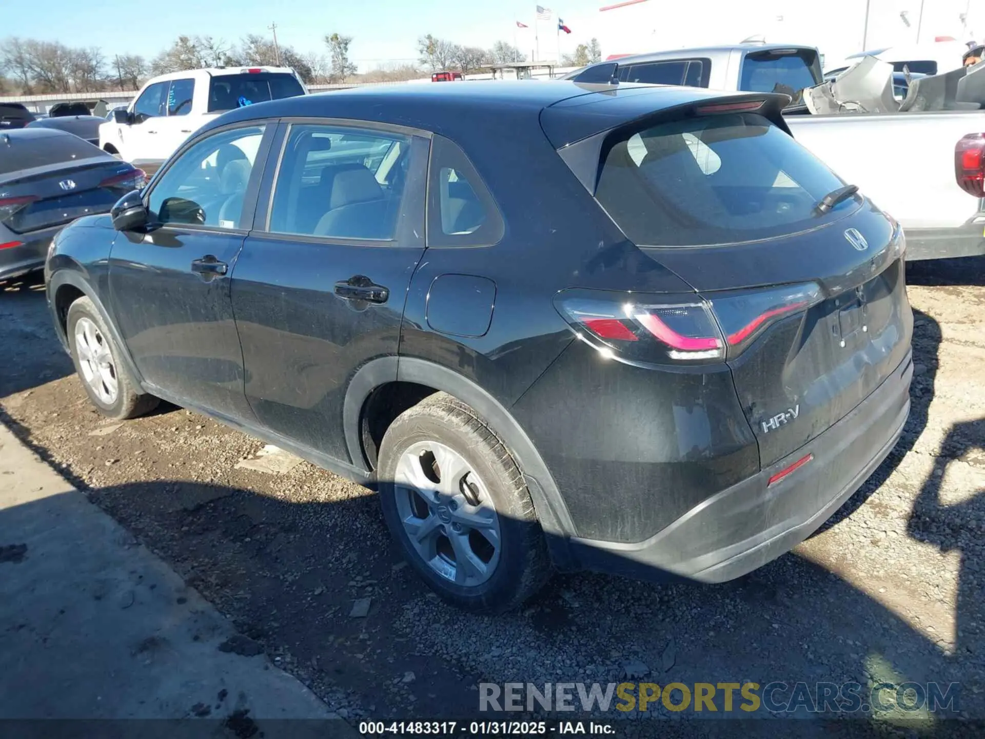 3 fotografías del automóvil dañado 3CZRZ1H31PM703061 HONDA HR-V 2023