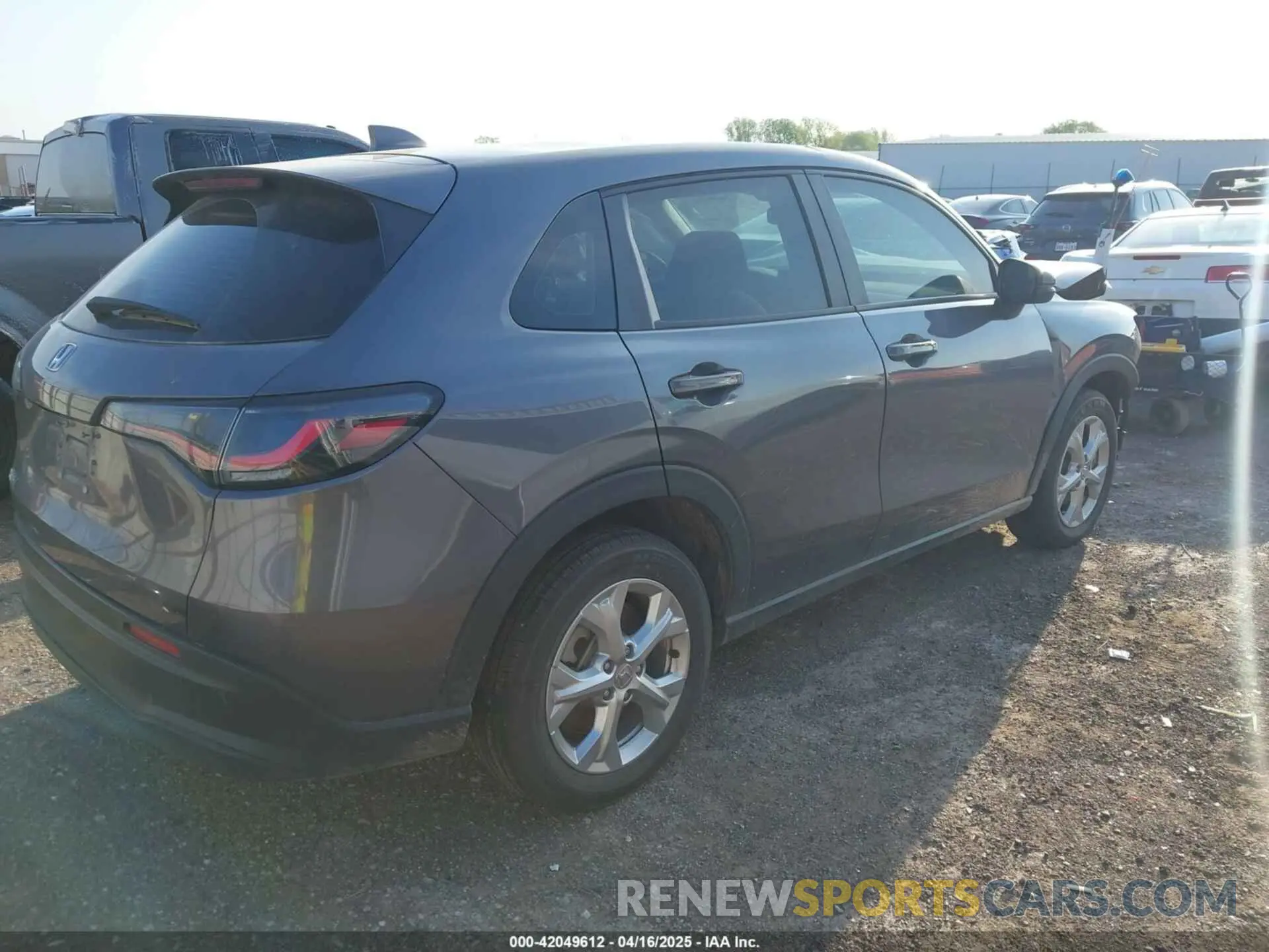 4 fotografías del automóvil dañado 3CZRZ1H31PM743253 HONDA HR-V 2023
