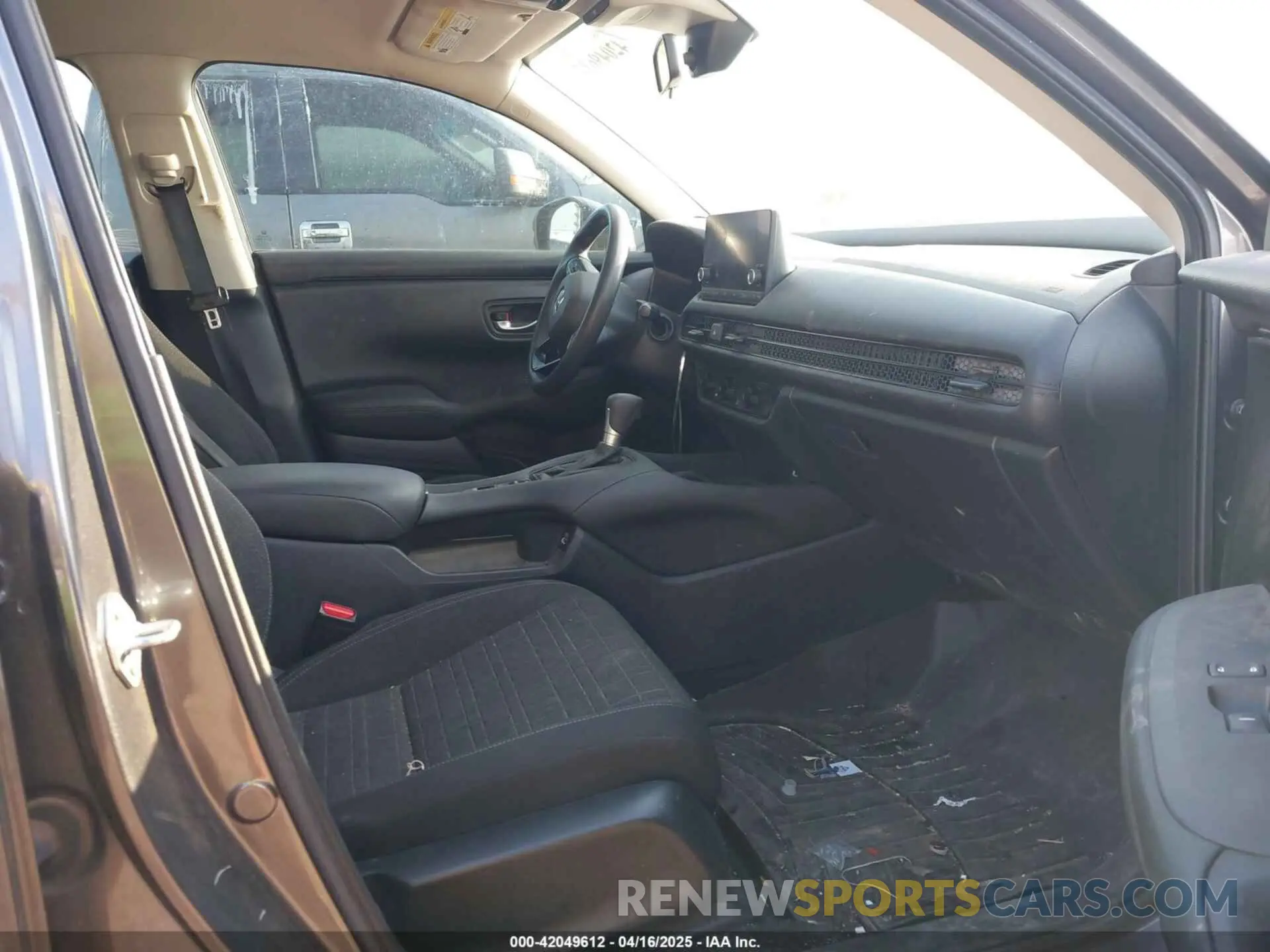 5 fotografías del automóvil dañado 3CZRZ1H31PM743253 HONDA HR-V 2023