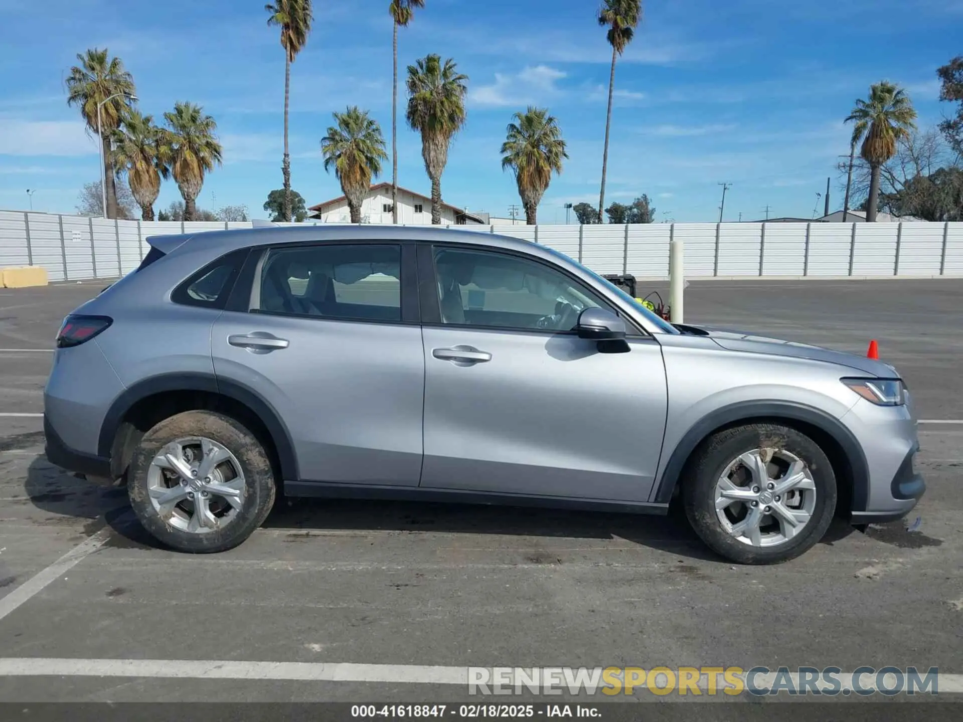 14 fotografías del automóvil dañado 3CZRZ1H32PM723108 HONDA HR-V 2023