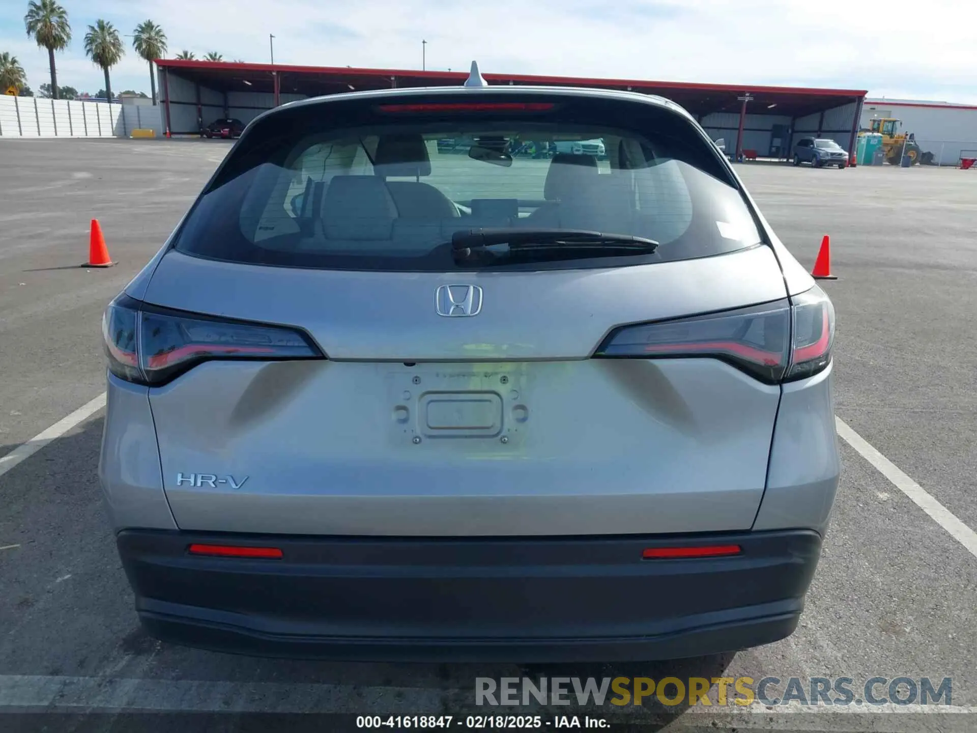 17 fotografías del automóvil dañado 3CZRZ1H32PM723108 HONDA HR-V 2023