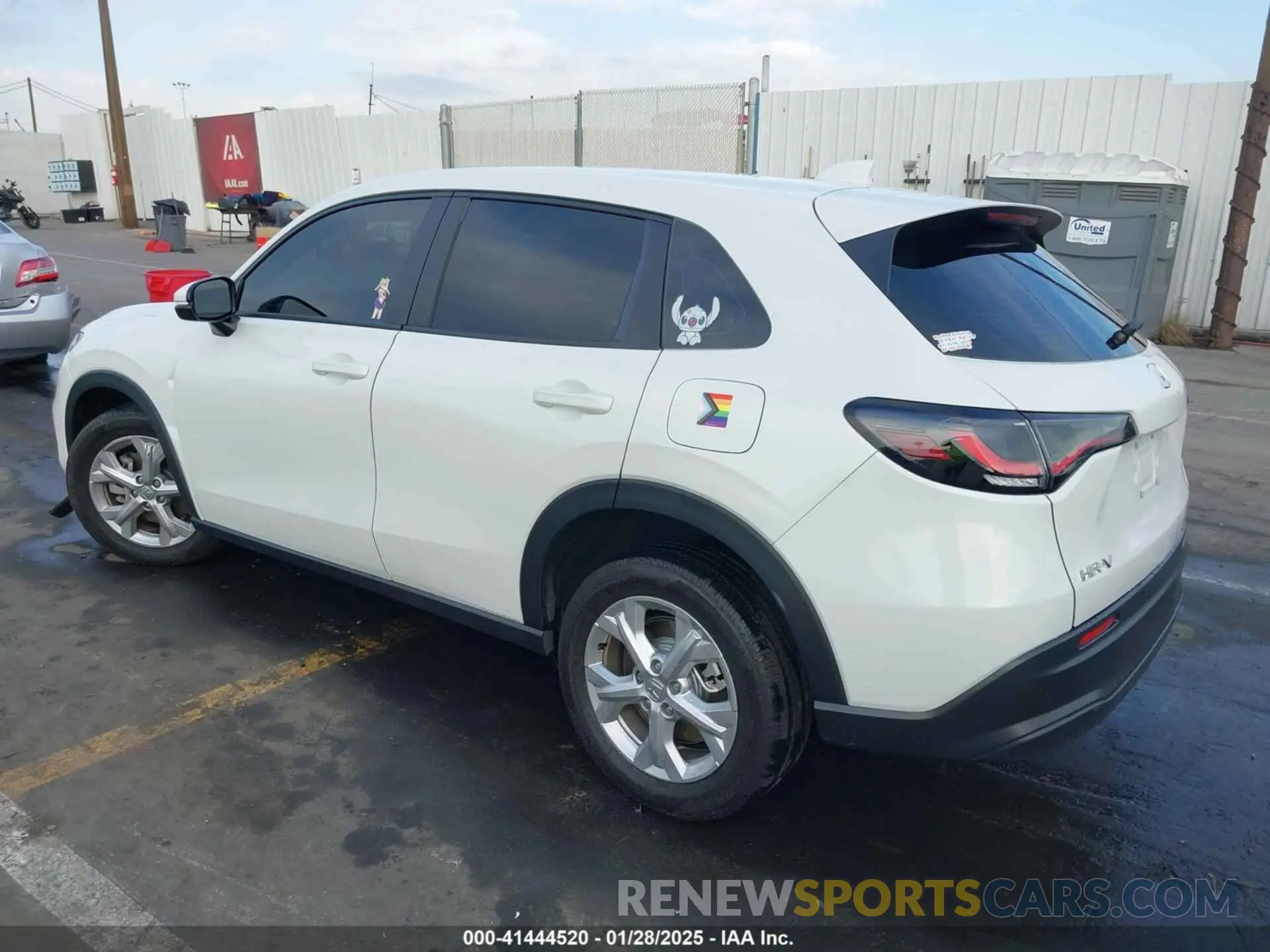 3 fotografías del automóvil dañado 3CZRZ1H32PM739454 HONDA HR-V 2023