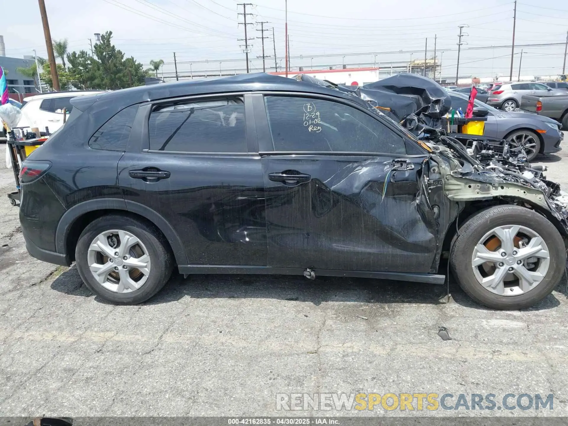 13 fotografías del automóvil dañado 3CZRZ1H32PM742306 HONDA HR-V 2023
