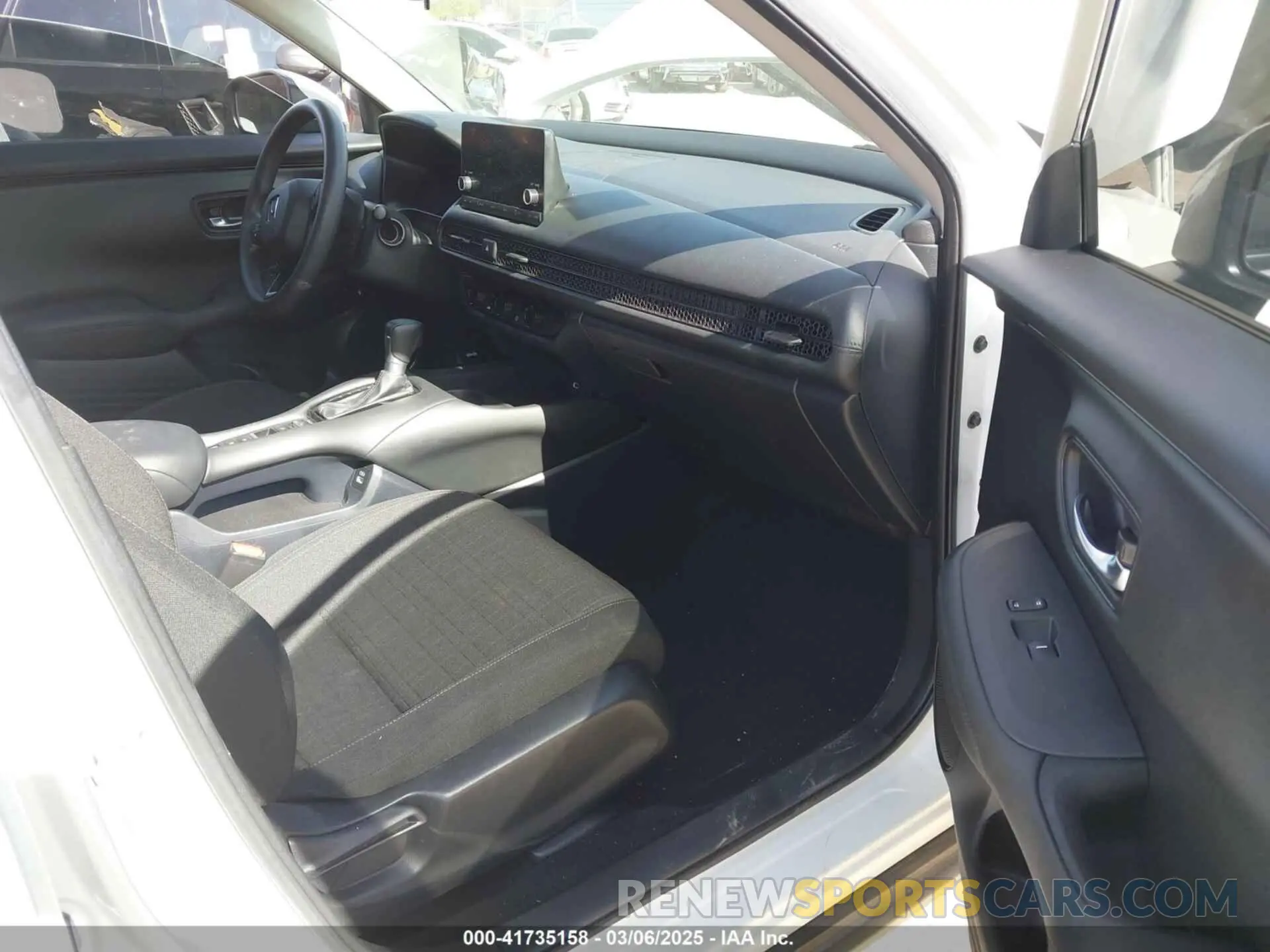5 fotografías del automóvil dañado 3CZRZ1H34PM709551 HONDA HR-V 2023