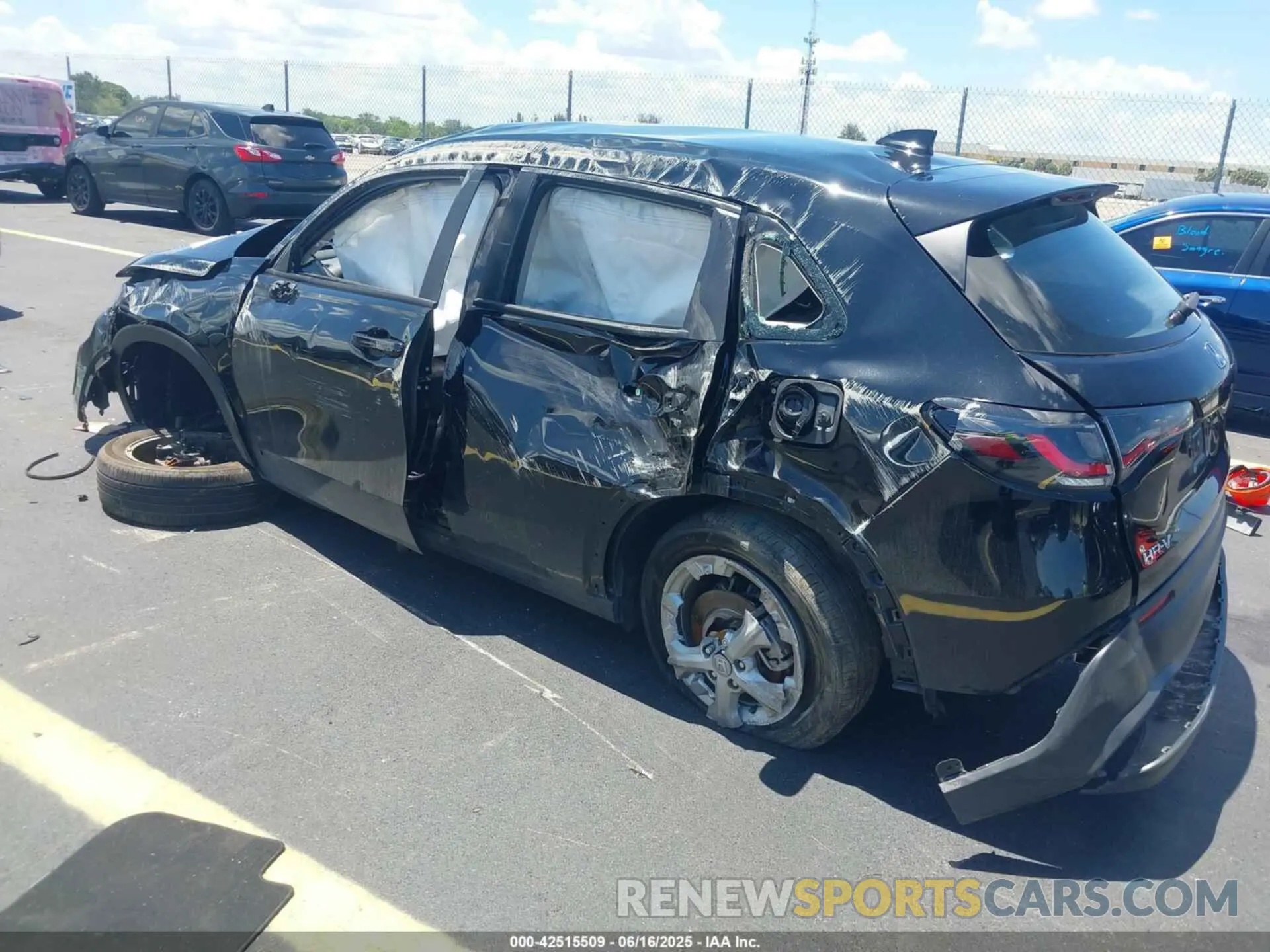 3 fotografías del automóvil dañado 3CZRZ1H34PM744431 HONDA HR-V 2023