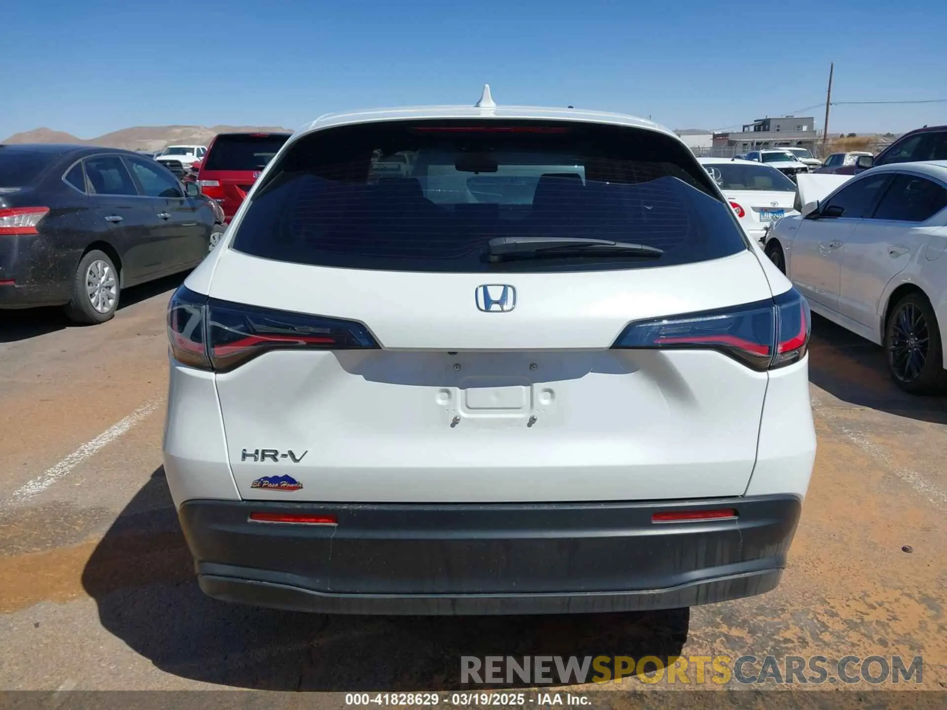 16 fotografías del automóvil dañado 3CZRZ1H39PM704930 HONDA HR-V 2023