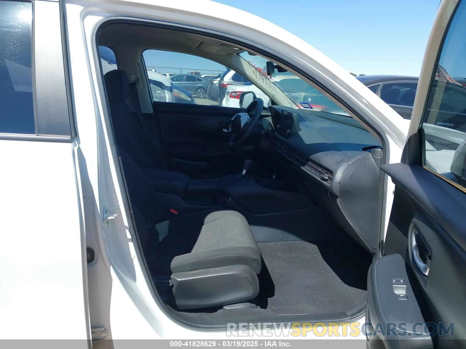 5 fotografías del automóvil dañado 3CZRZ1H39PM704930 HONDA HR-V 2023