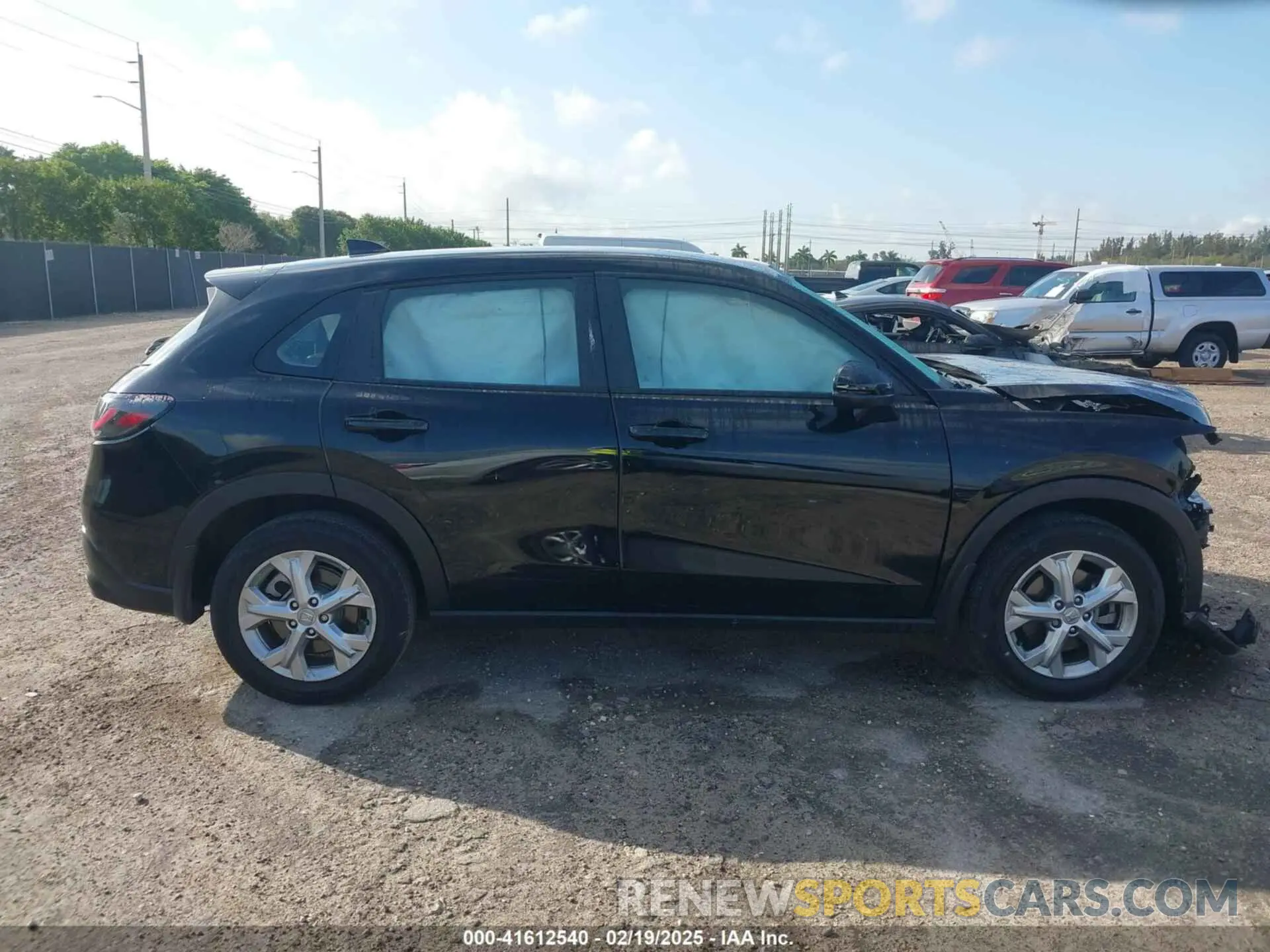 14 fotografías del automóvil dañado 3CZRZ1H39PM728693 HONDA HR-V 2023