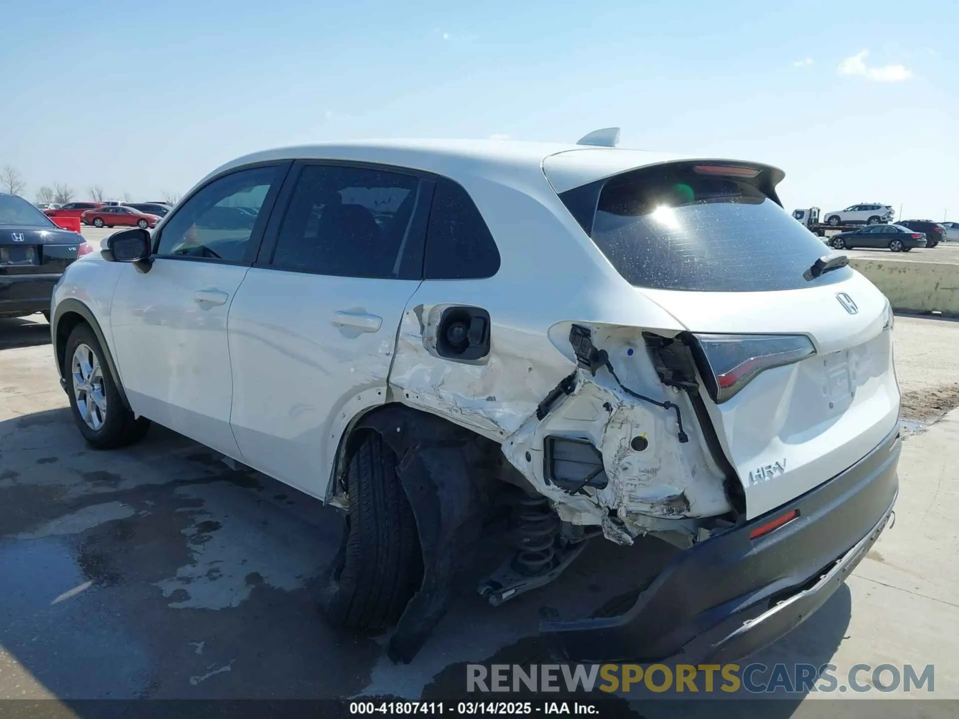 6 fotografías del automóvil dañado 3CZRZ1H3XPM729352 HONDA HR-V 2023