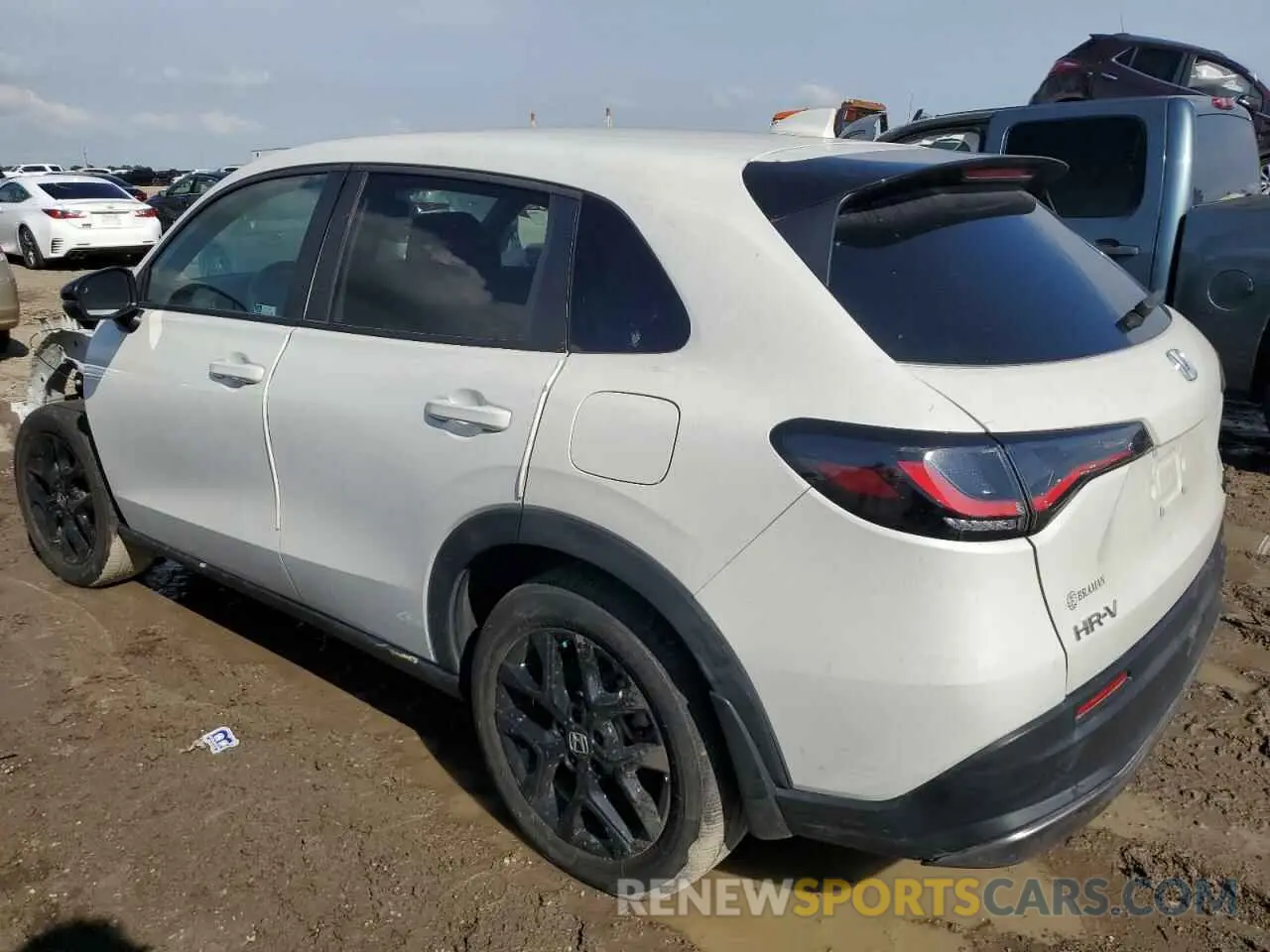 2 fotografías del automóvil dañado 3CZRZ1H52PM707492 HONDA HR-V 2023