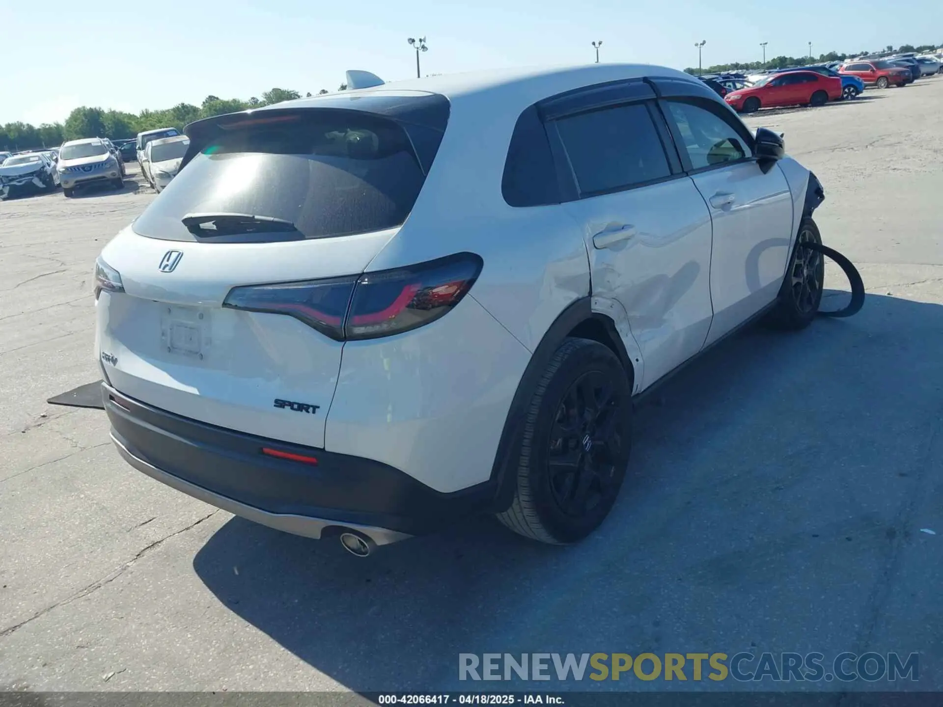 4 fotografías del automóvil dañado 3CZRZ1H53PM719263 HONDA HR-V 2023