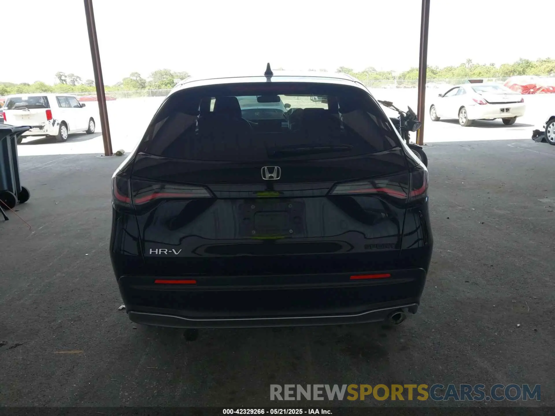 16 fotografías del automóvil dañado 3CZRZ1H53PM730098 HONDA HR-V 2023