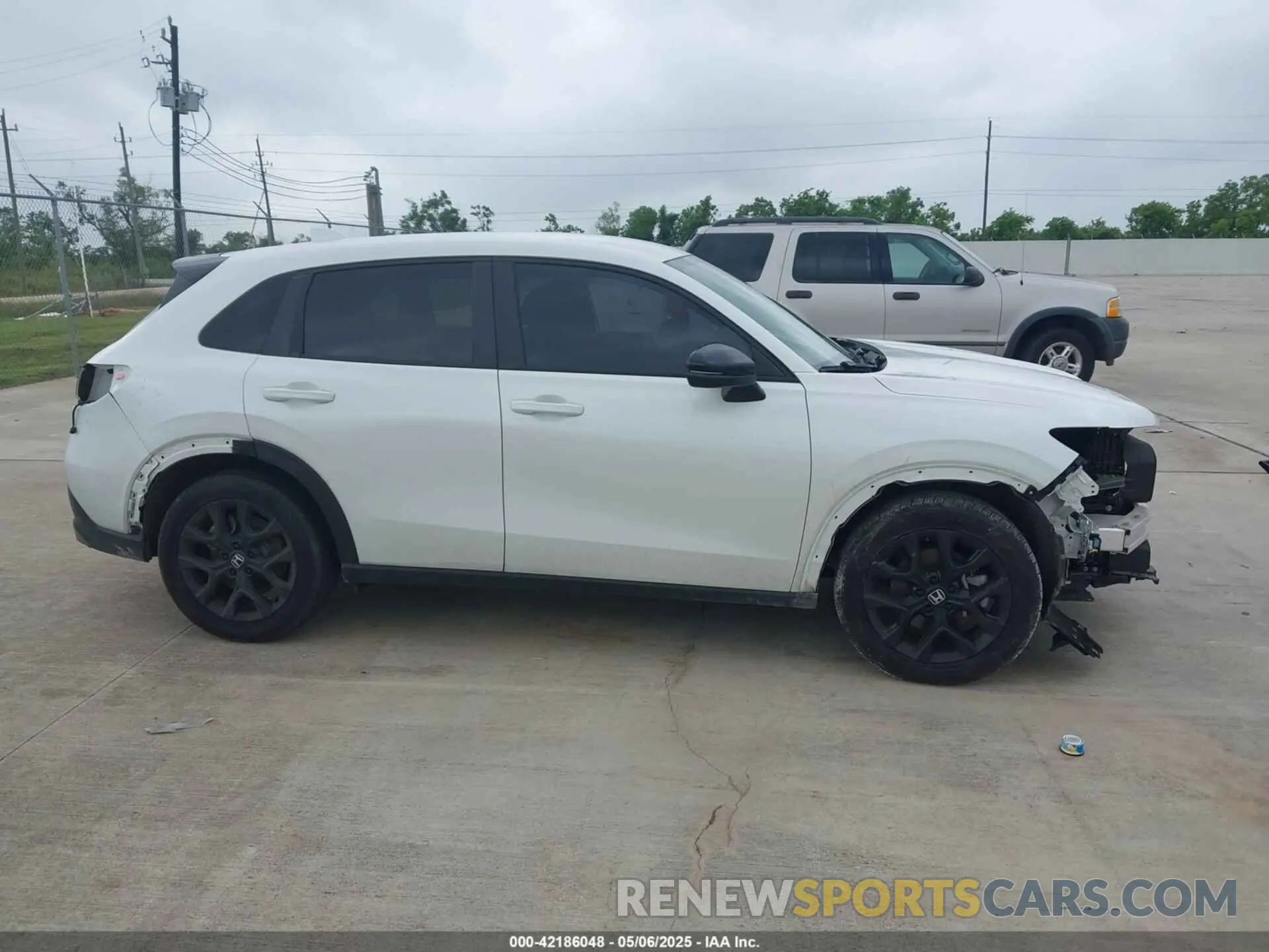 13 fotografías del automóvil dañado 3CZRZ1H54PM726271 HONDA HR-V 2023