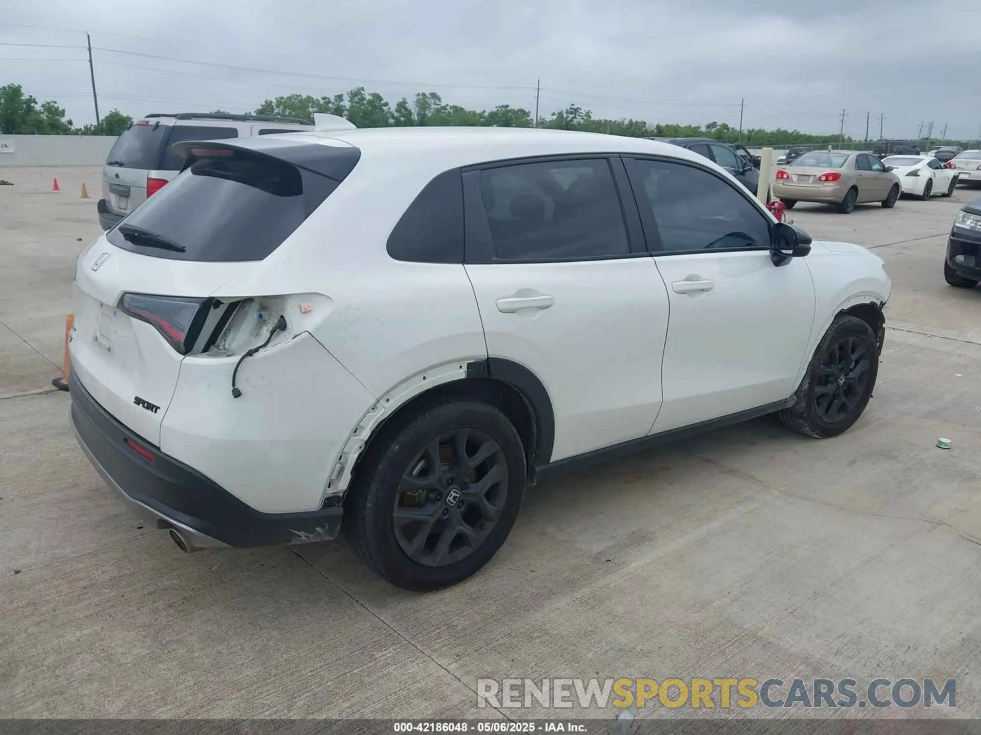 4 fotografías del automóvil dañado 3CZRZ1H54PM726271 HONDA HR-V 2023