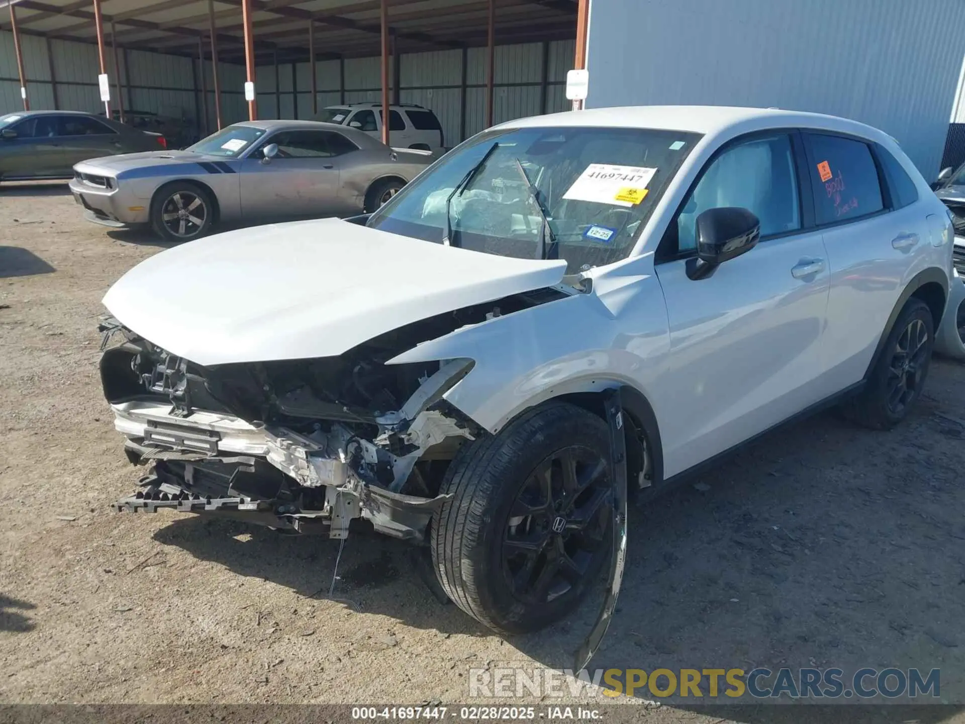 2 fotografías del automóvil dañado 3CZRZ1H57PM721193 HONDA HR-V 2023