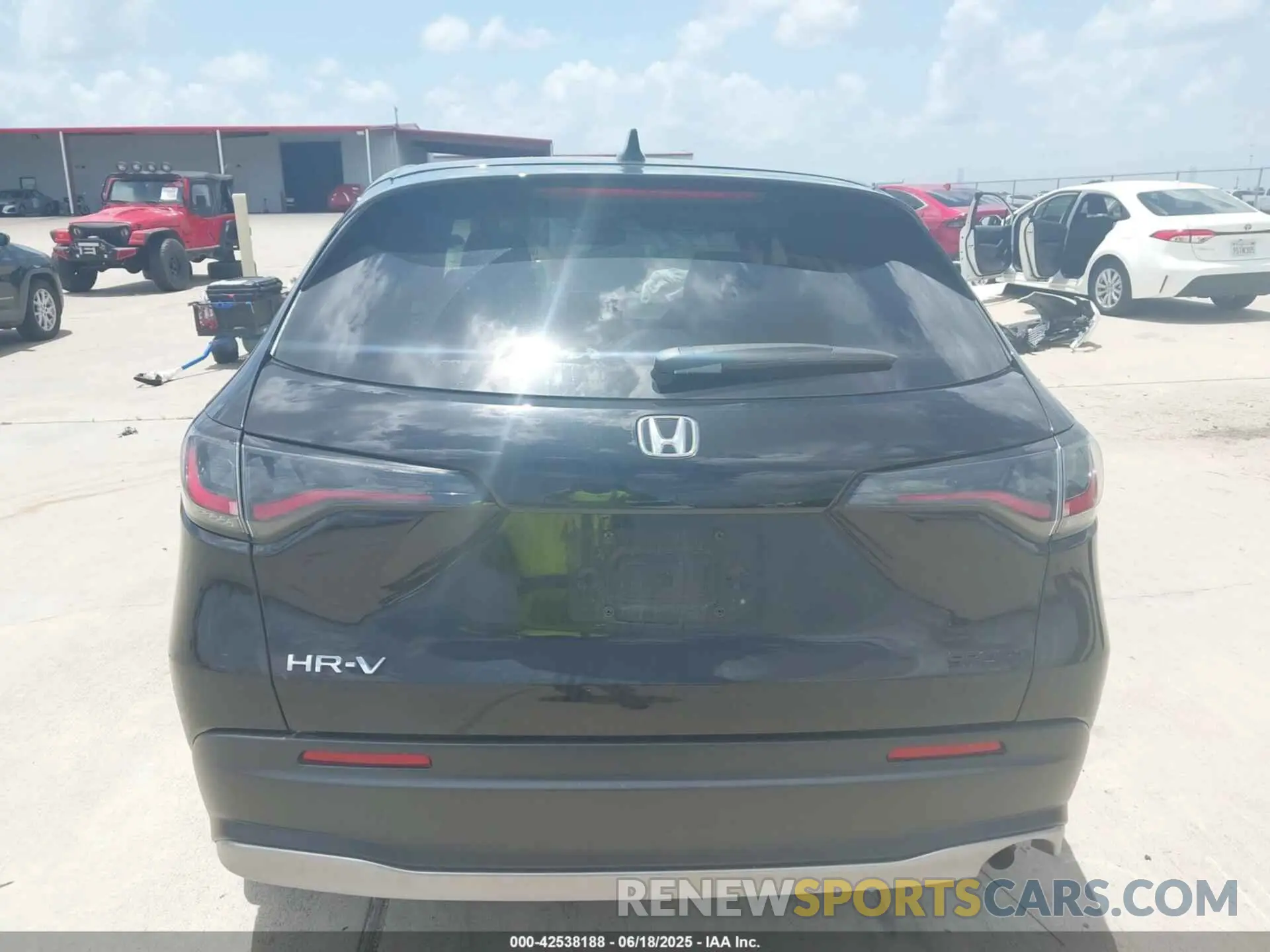 16 fotografías del automóvil dañado 3CZRZ1H5XPM739462 HONDA HR-V 2023