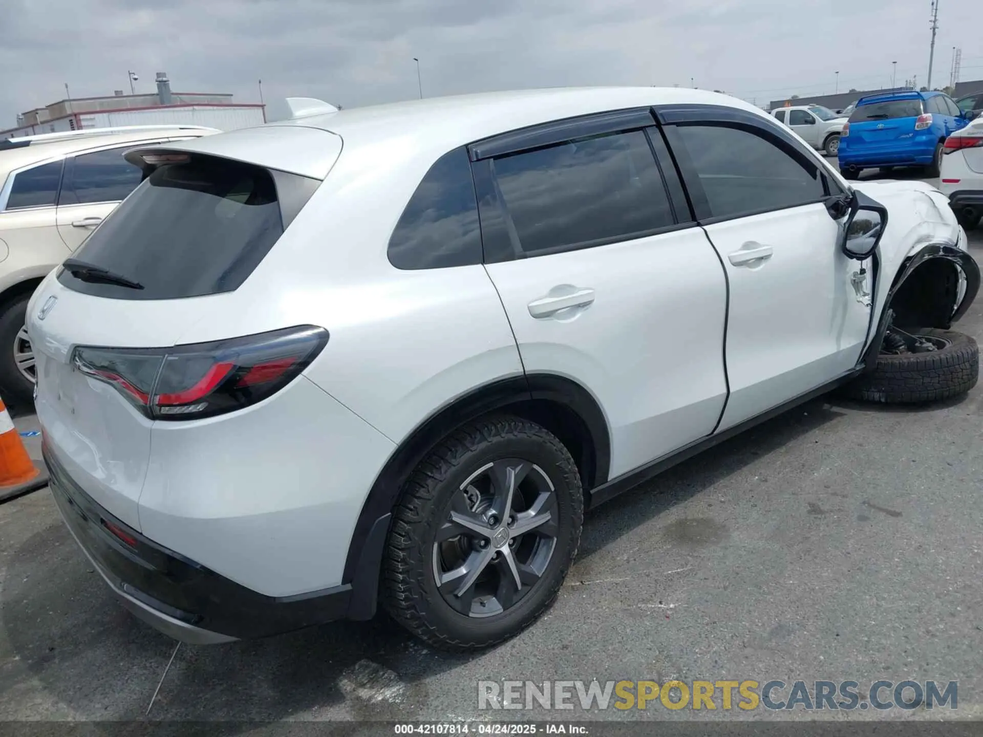 4 fotografías del automóvil dañado 3CZRZ1H74PM721069 HONDA HR-V 2023