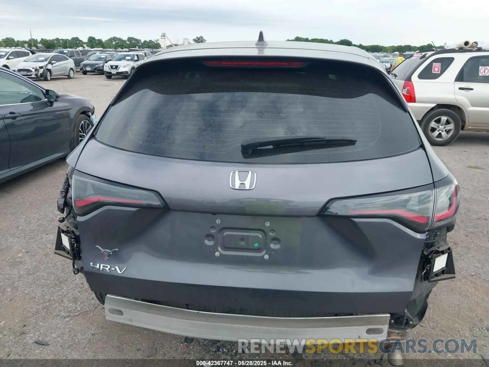 16 fotografías del automóvil dañado 3CZRZ1H77PM714343 HONDA HR-V 2023
