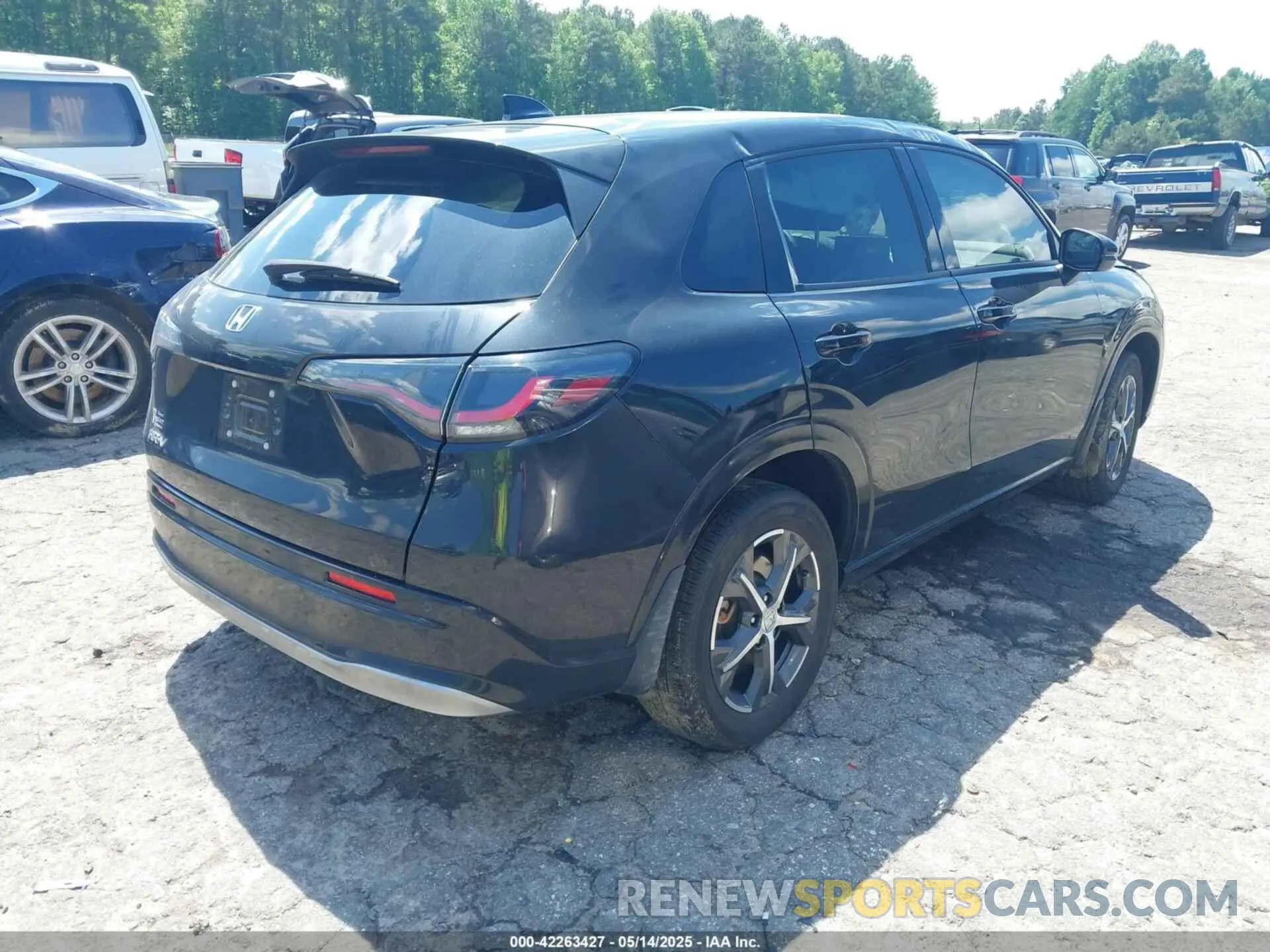 4 fotografías del automóvil dañado 3CZRZ1H77PM735273 HONDA HR-V 2023